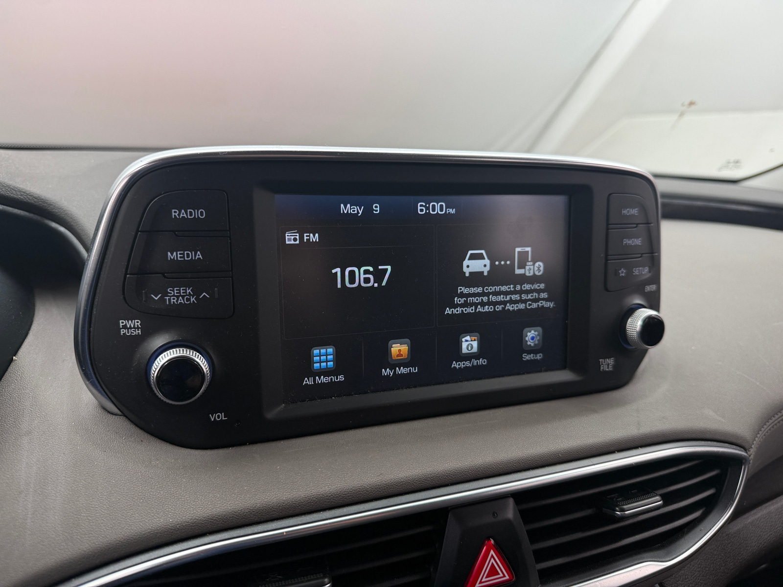 Thumbnail: 2019 Hyundai Santa Fe - 4