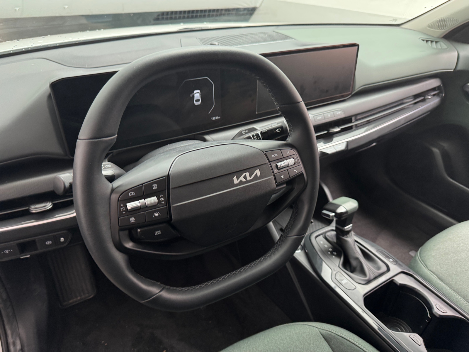 Thumbnail: 2025 Kia K4 - 5