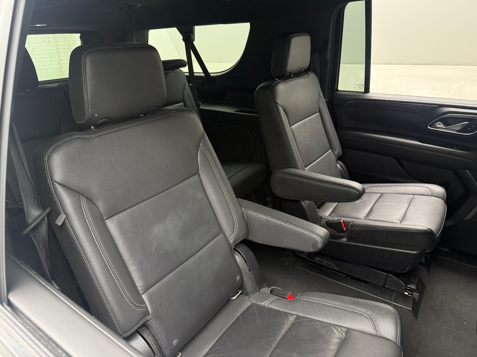 Thumbnail: 2021 Chevrolet Suburban - 5