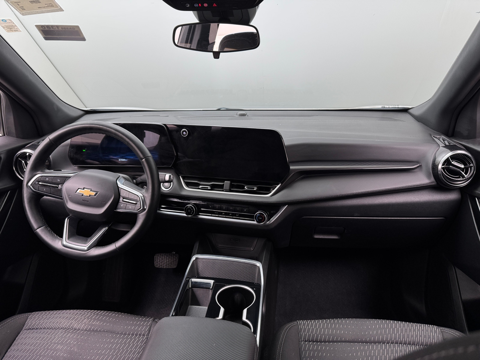 Thumbnail: 2025 Chevrolet Equinox - 3