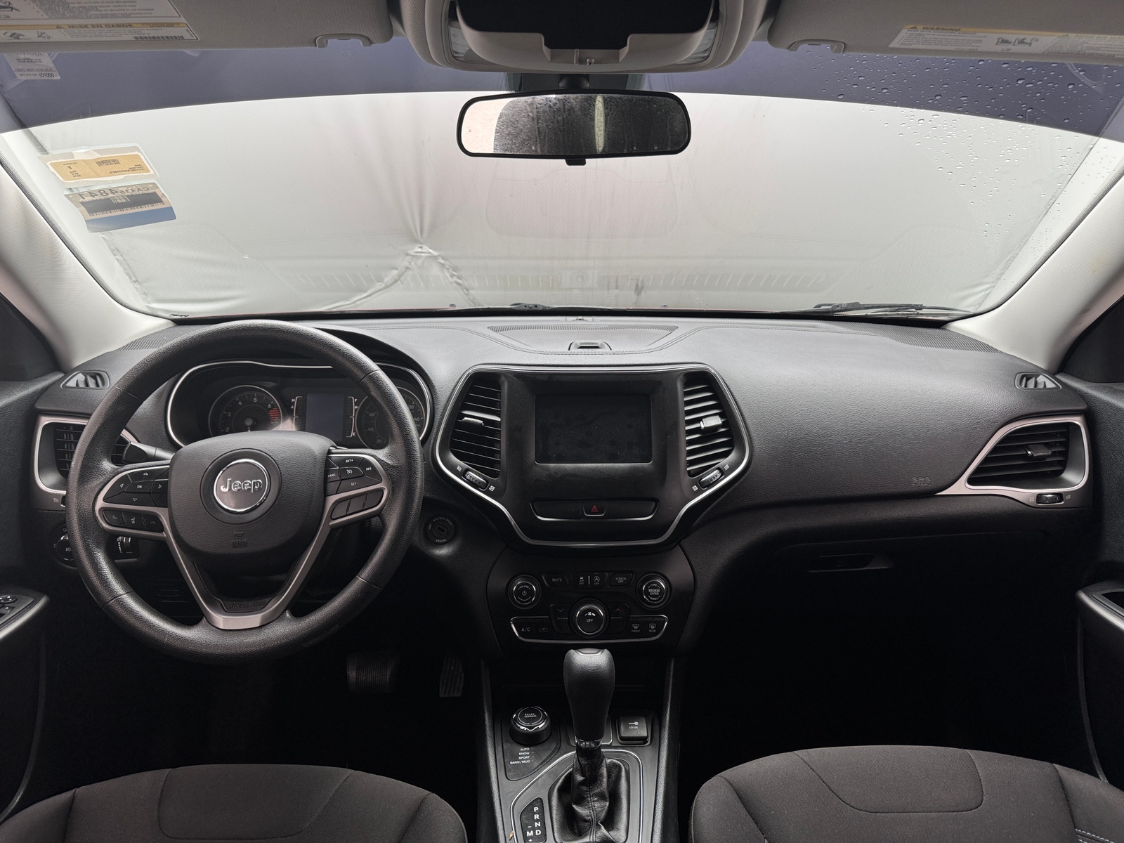 Thumbnail: 2019 Jeep Cherokee - 3