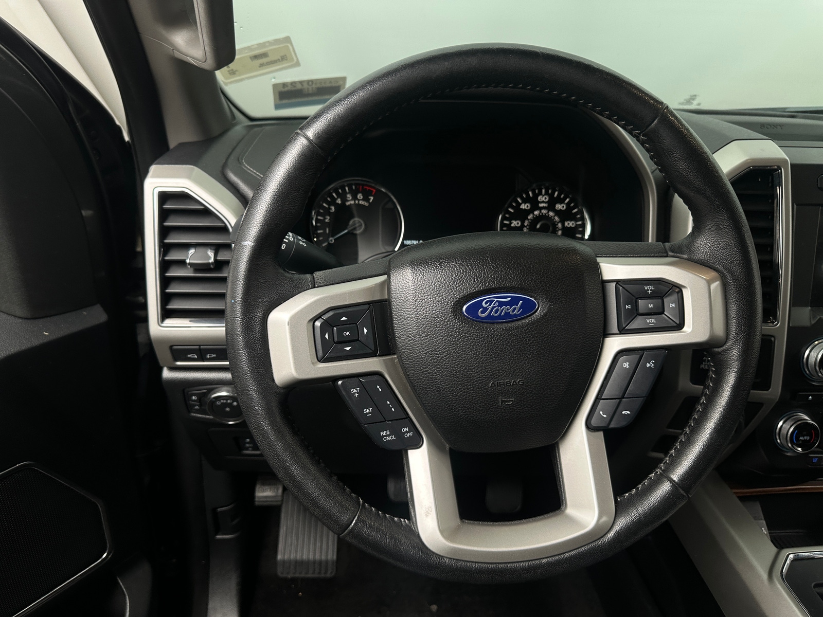Thumbnail: 2017 Ford Econoline - 4