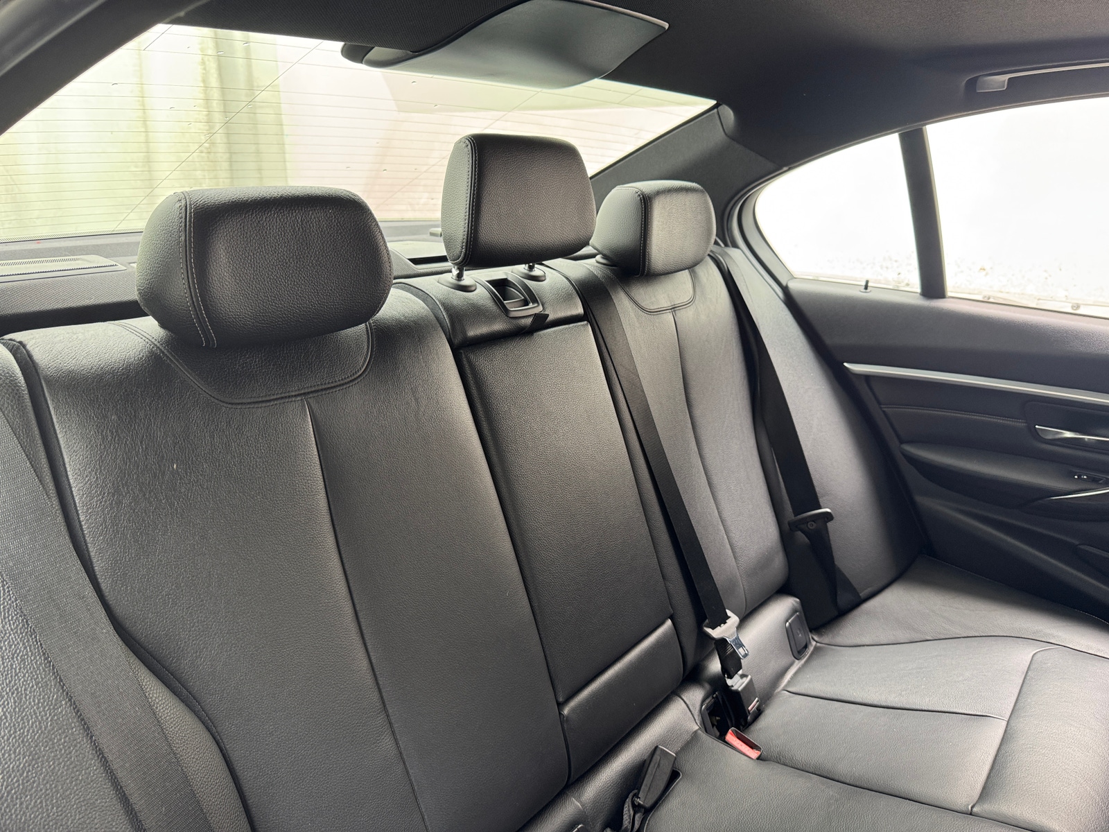 Thumbnail: 2016 BMW 3 Series - 5