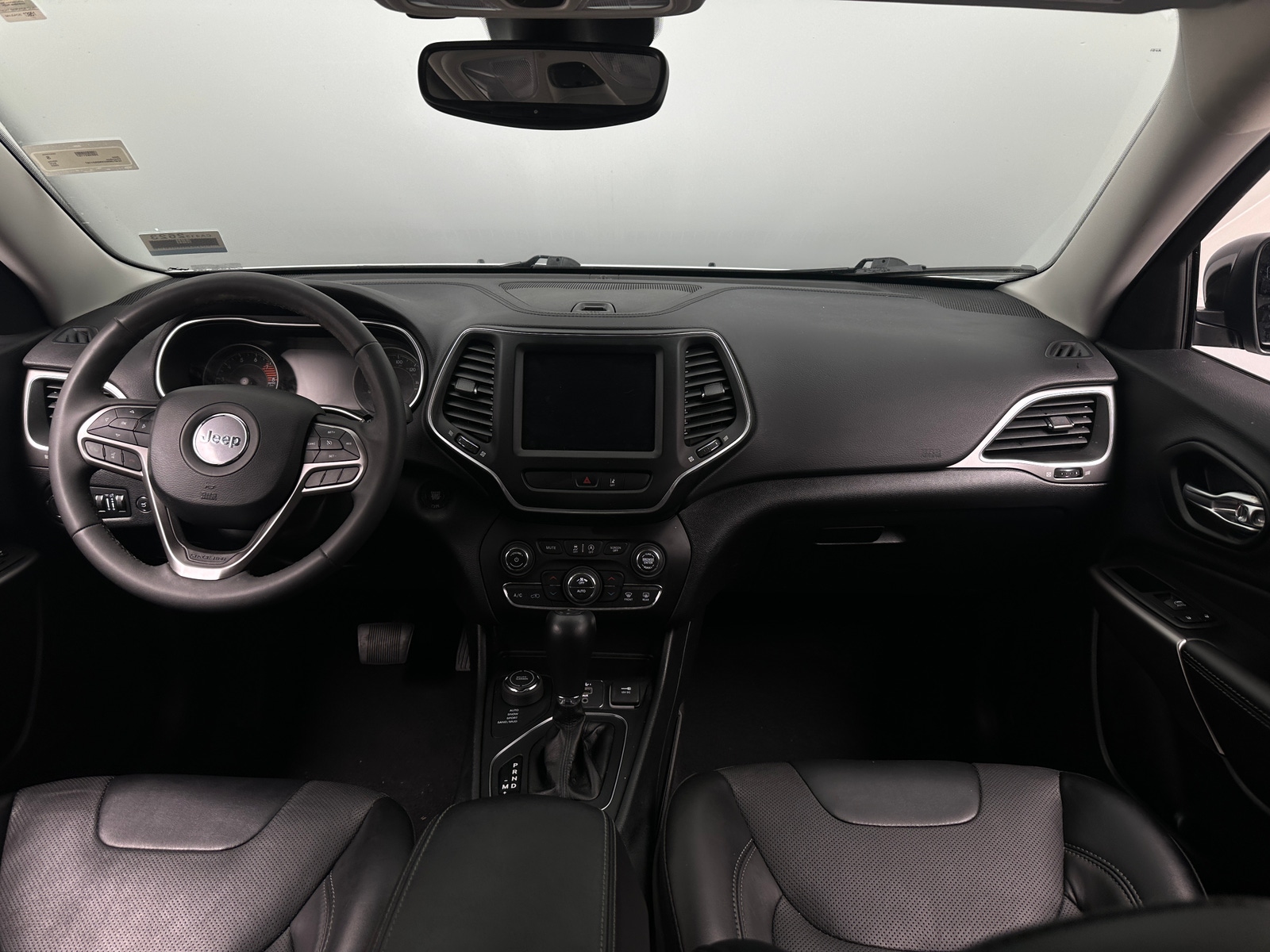 Thumbnail: 2022 Jeep Cherokee - 2