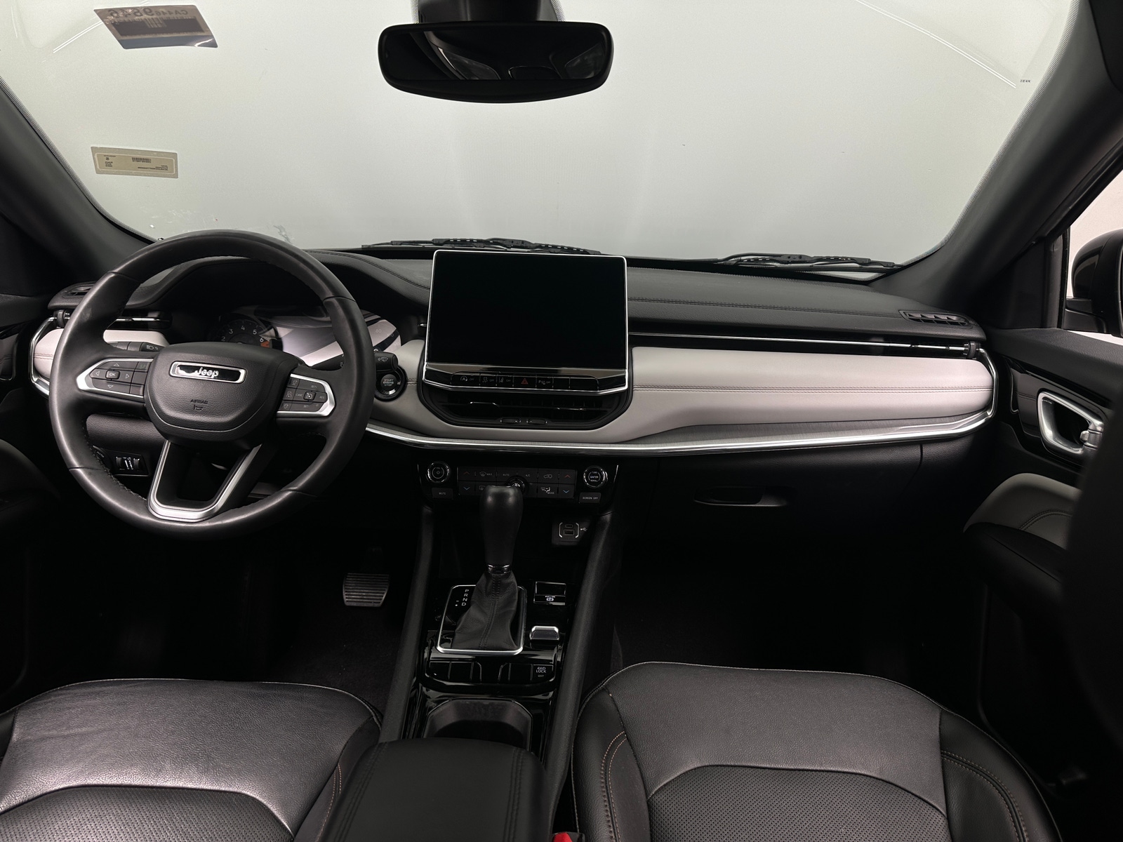 Thumbnail: 2023 Jeep Compass - 3
