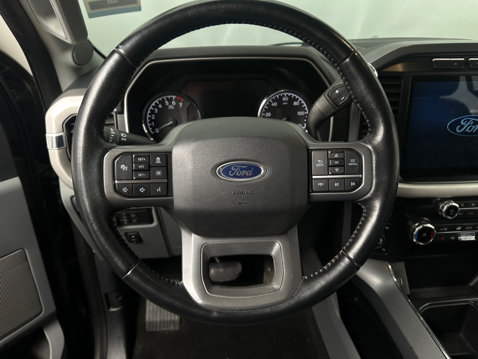Thumbnail: 2022 Ford Econoline - 5