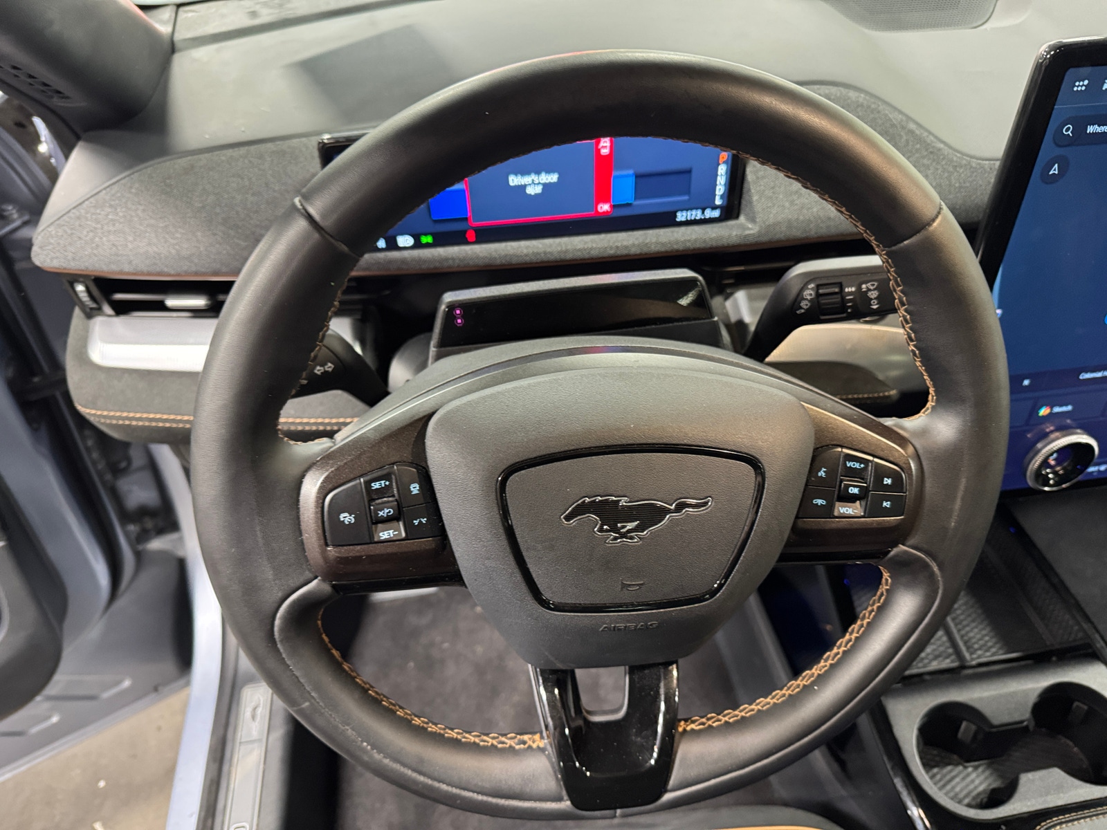 Thumbnail: 2022 Ford Mustang Mach-E - 4
