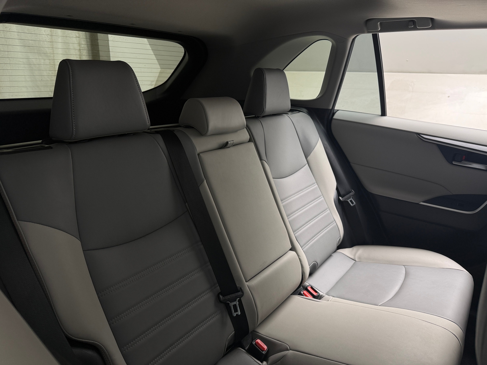 Thumbnail: 2021 Toyota RAV4 - 5