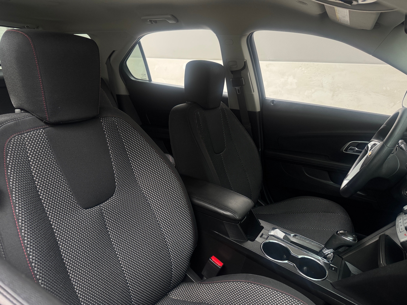 Thumbnail: 2017 Chevrolet Equinox - 2