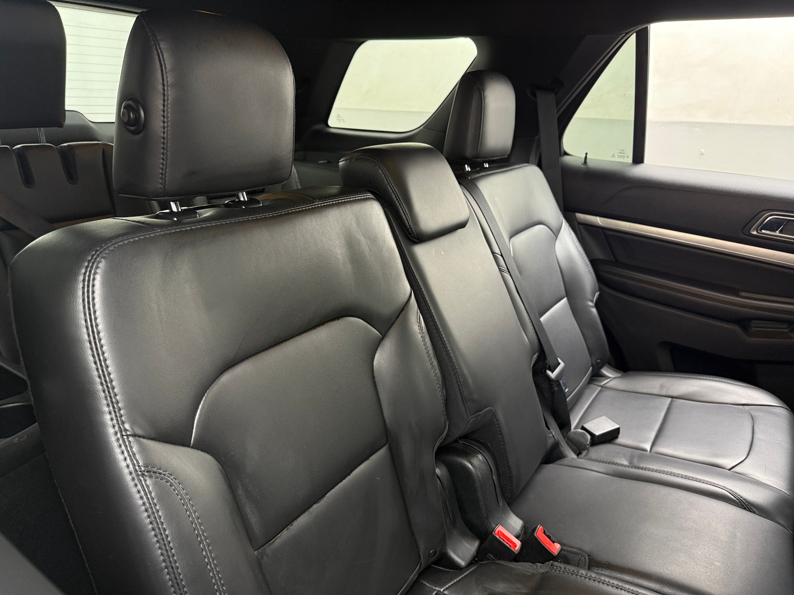 Thumbnail: 2019 Ford Explorer - 5