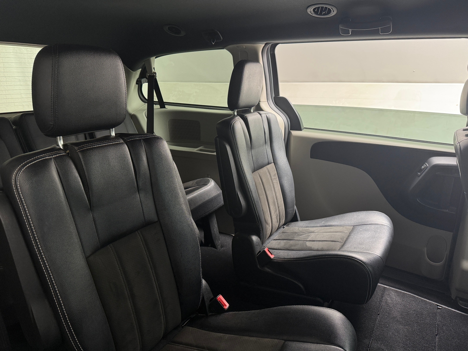 Thumbnail: 2019 Dodge Grand Caravan - 5