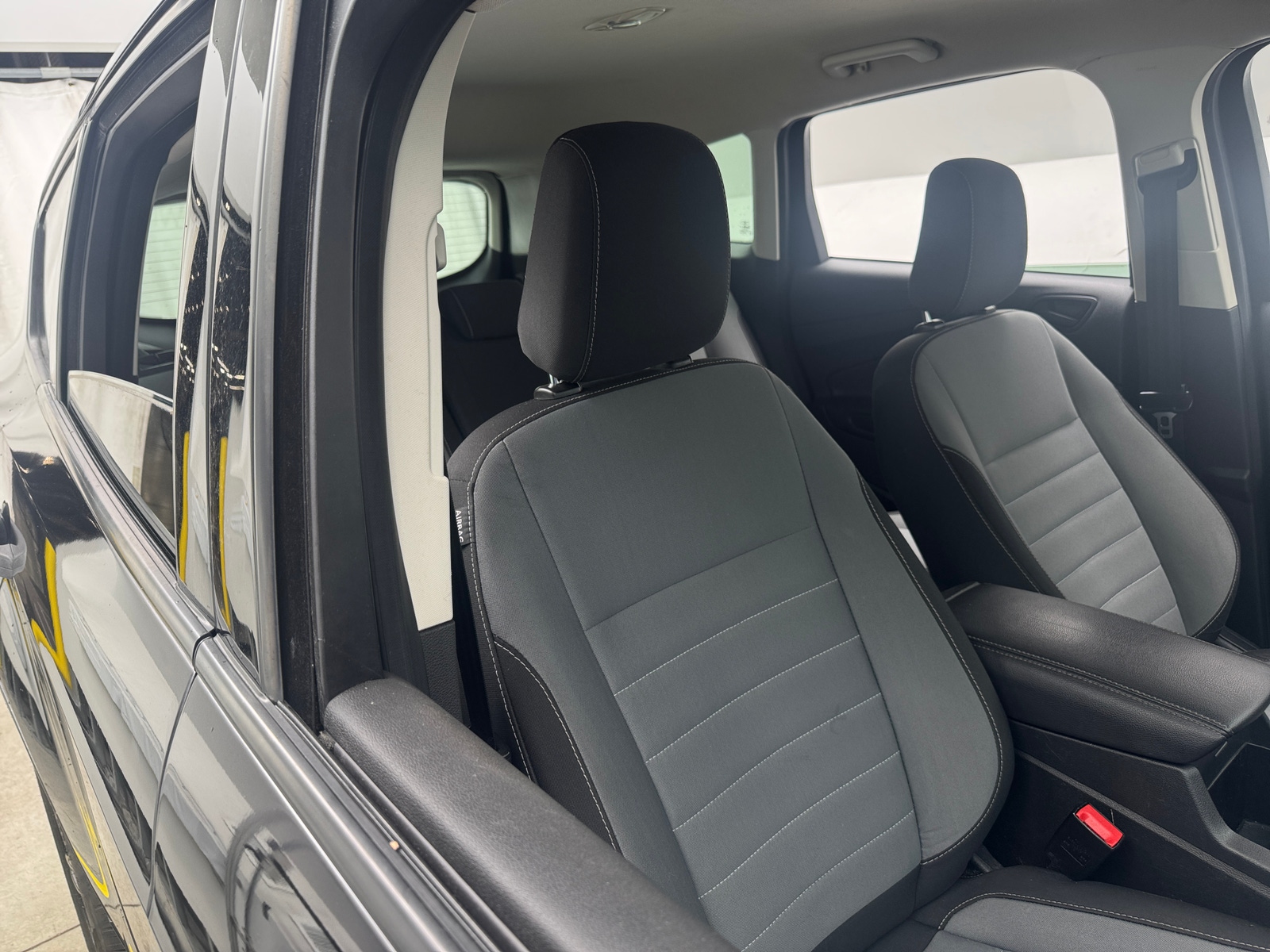 Thumbnail: 2019 Ford Escape - 2