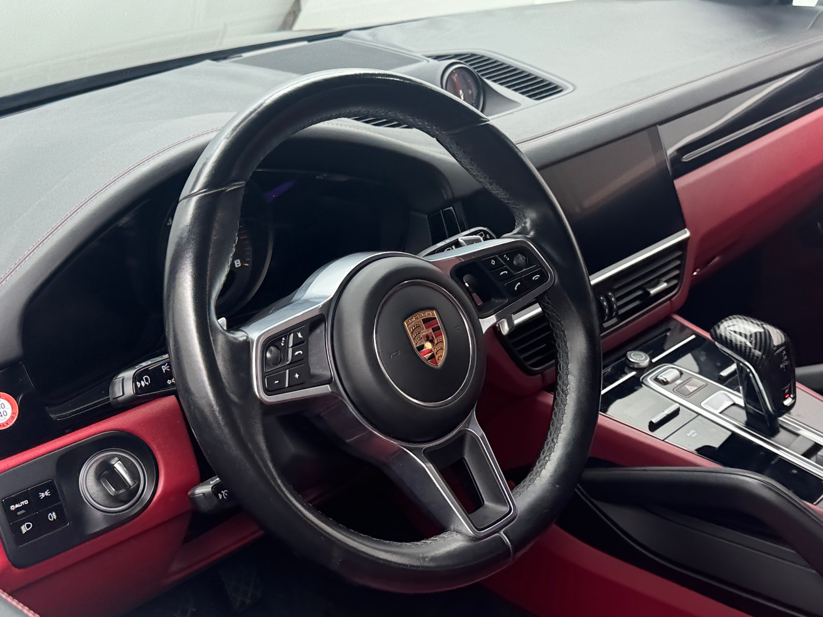 Thumbnail: 2020 Porsche Cayenne - 4