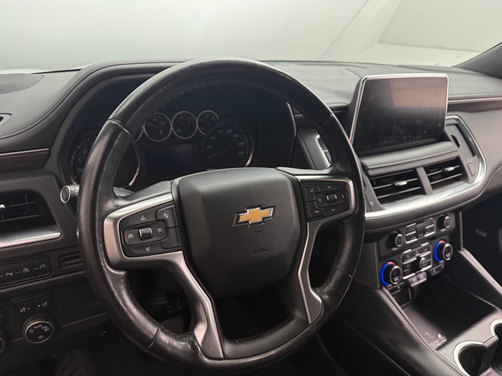 Thumbnail: 2021 Chevrolet Tahoe - 4