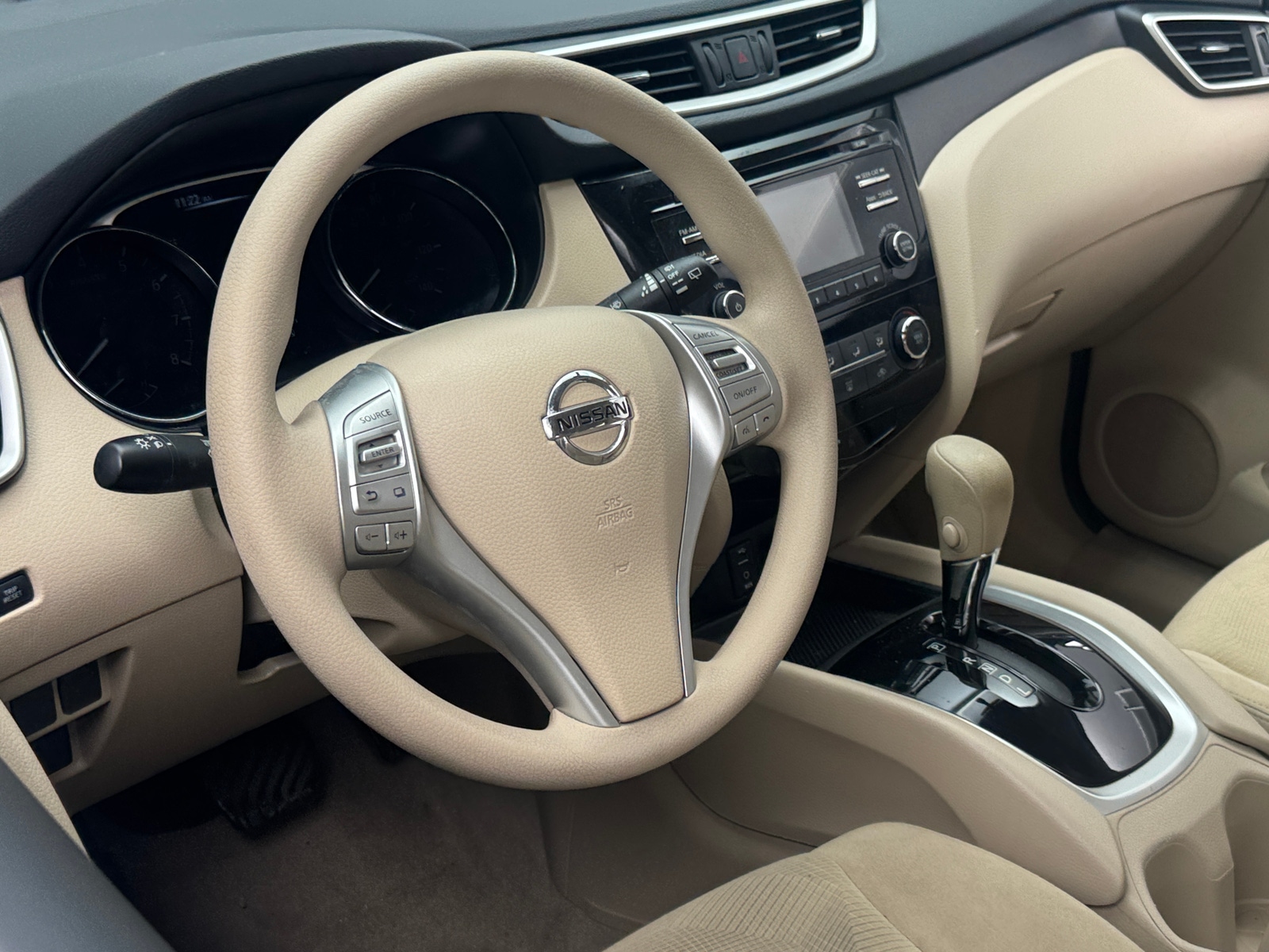 Thumbnail: 2015 Nissan Rogue - 5