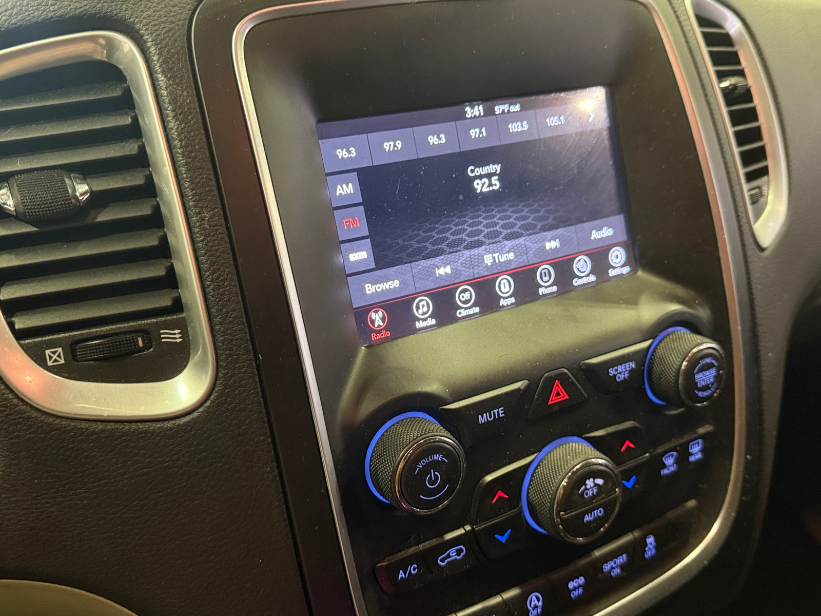 Thumbnail: 2019 Dodge Durango - 4