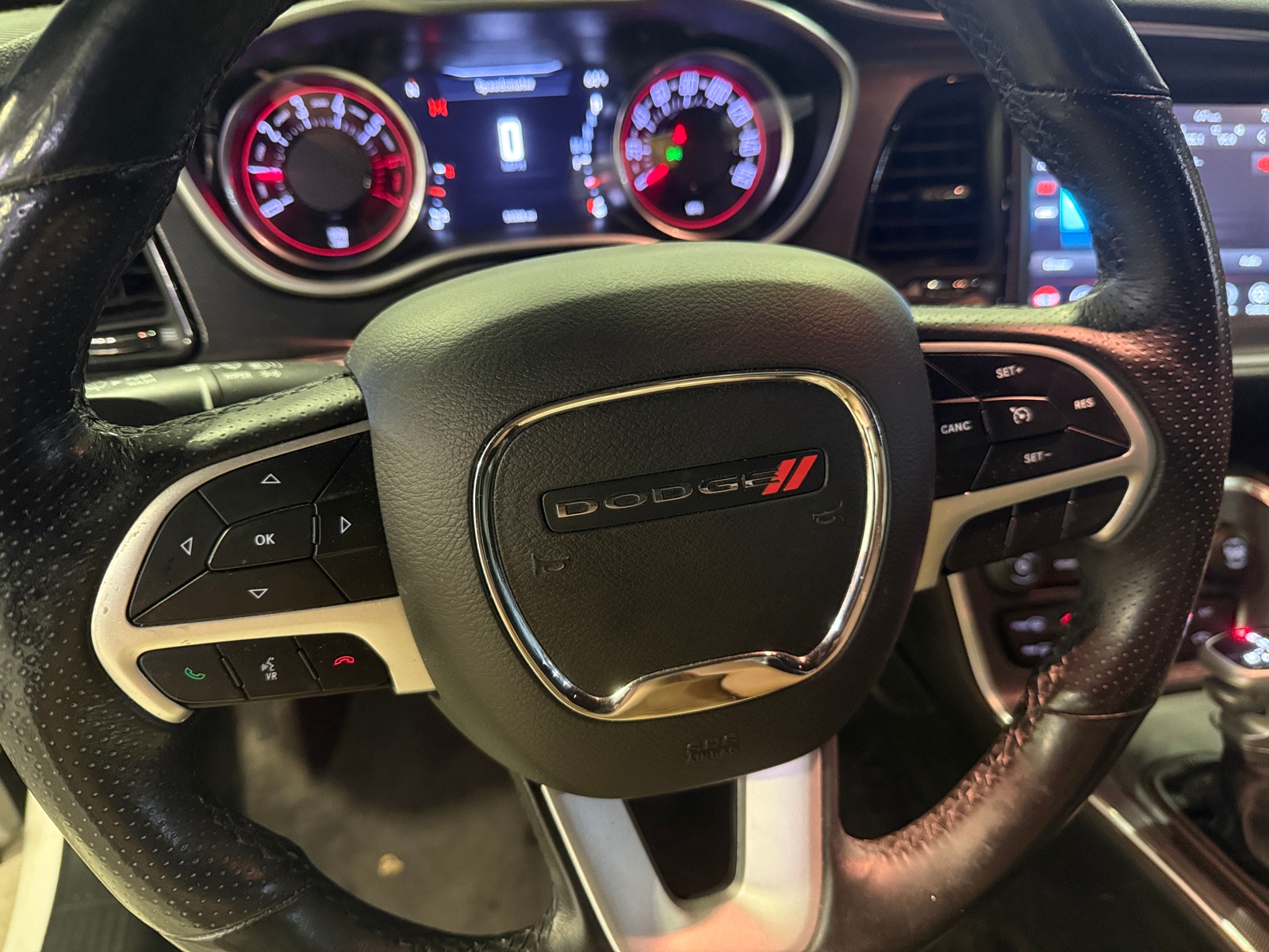 Thumbnail: 2018 Dodge Challenger - 3