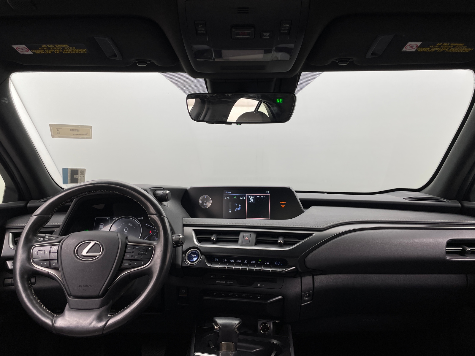 Thumbnail: 2019 Lexus UX - 2