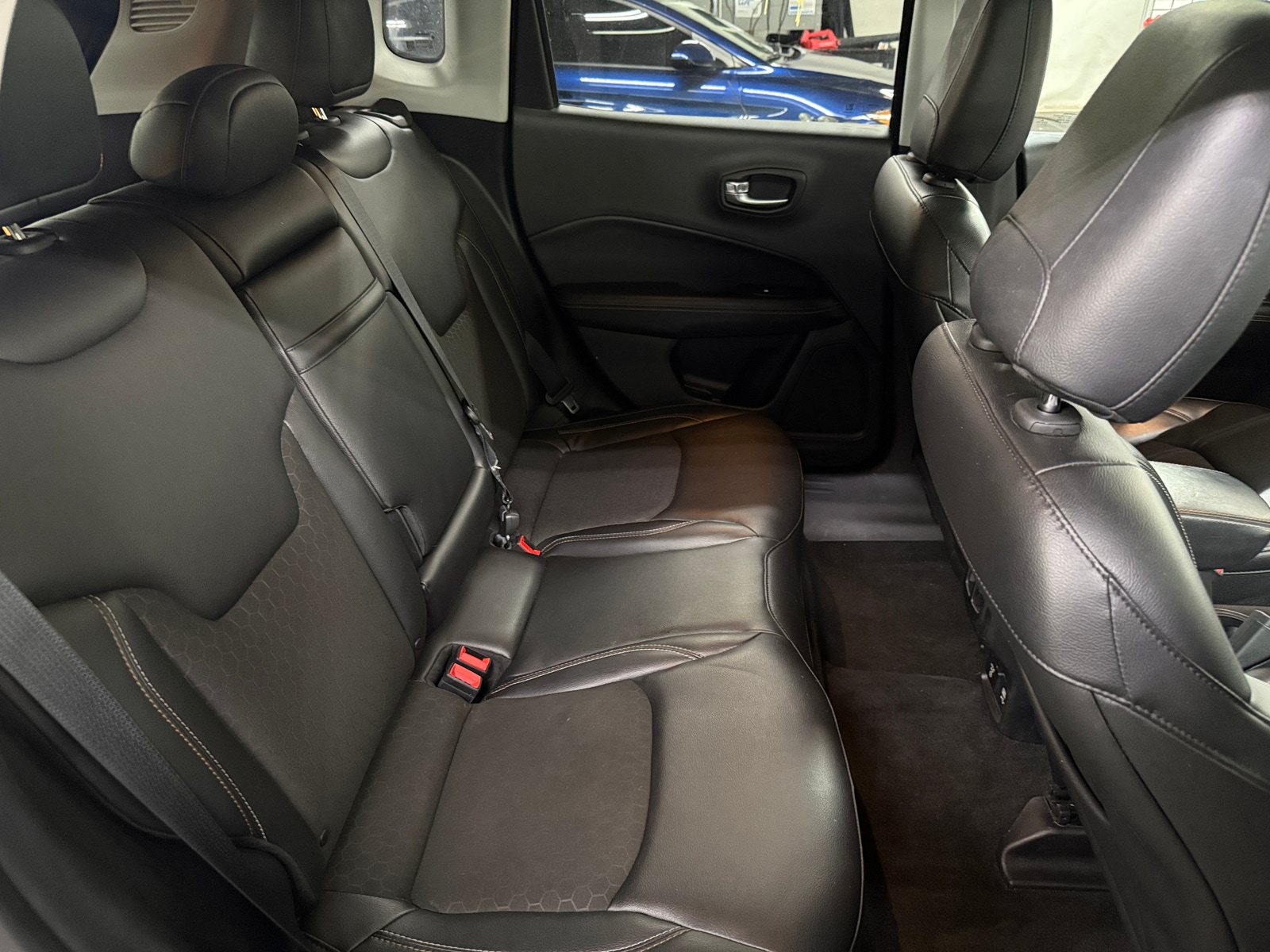 Thumbnail: 2018 Jeep Compass - 6