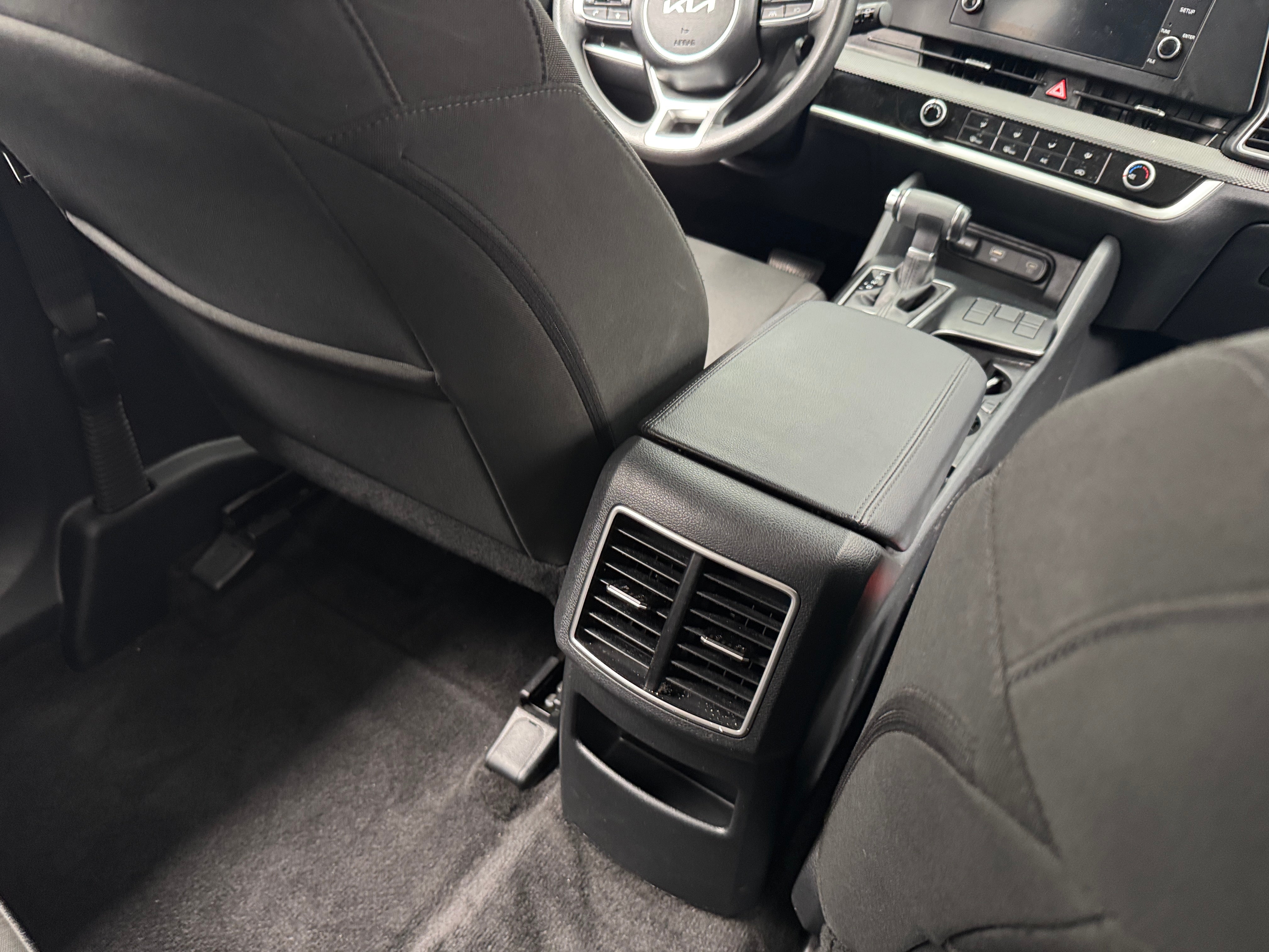 2025 Kia Sportage LX - Photo 7