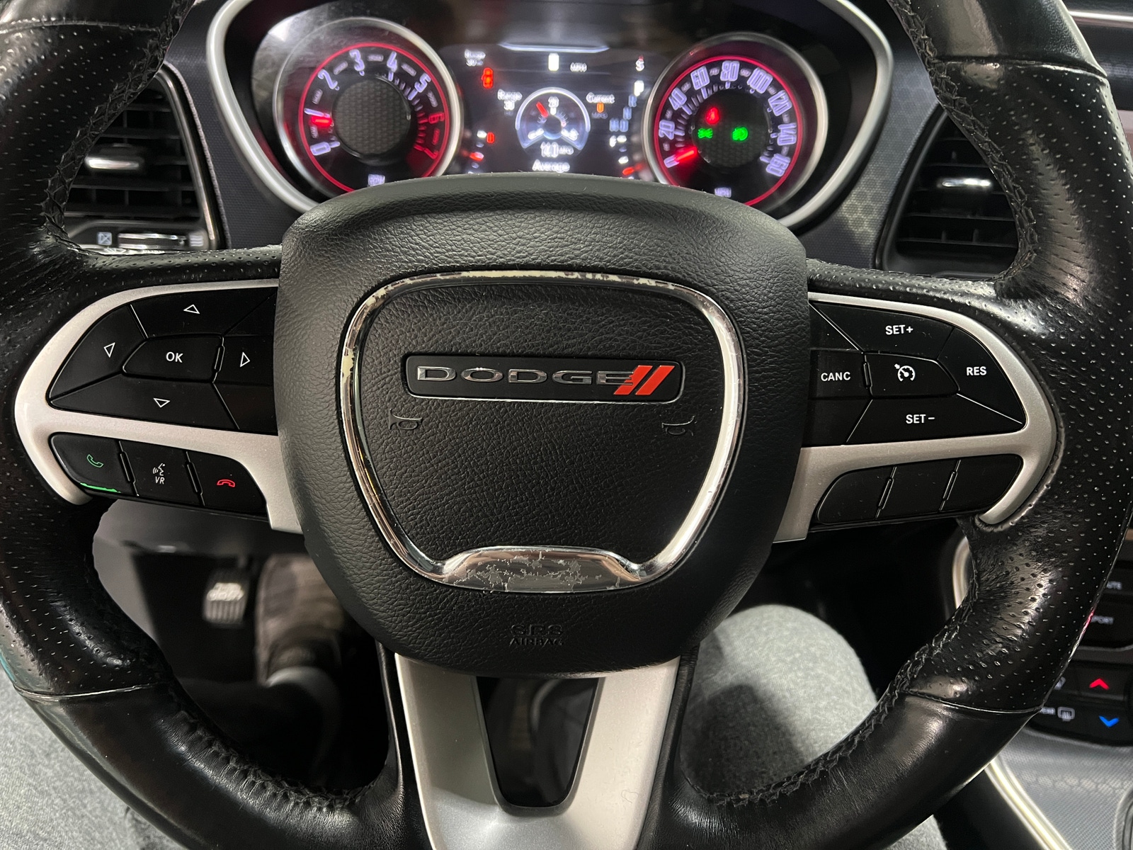 Thumbnail: 2018 Dodge Challenger - 3