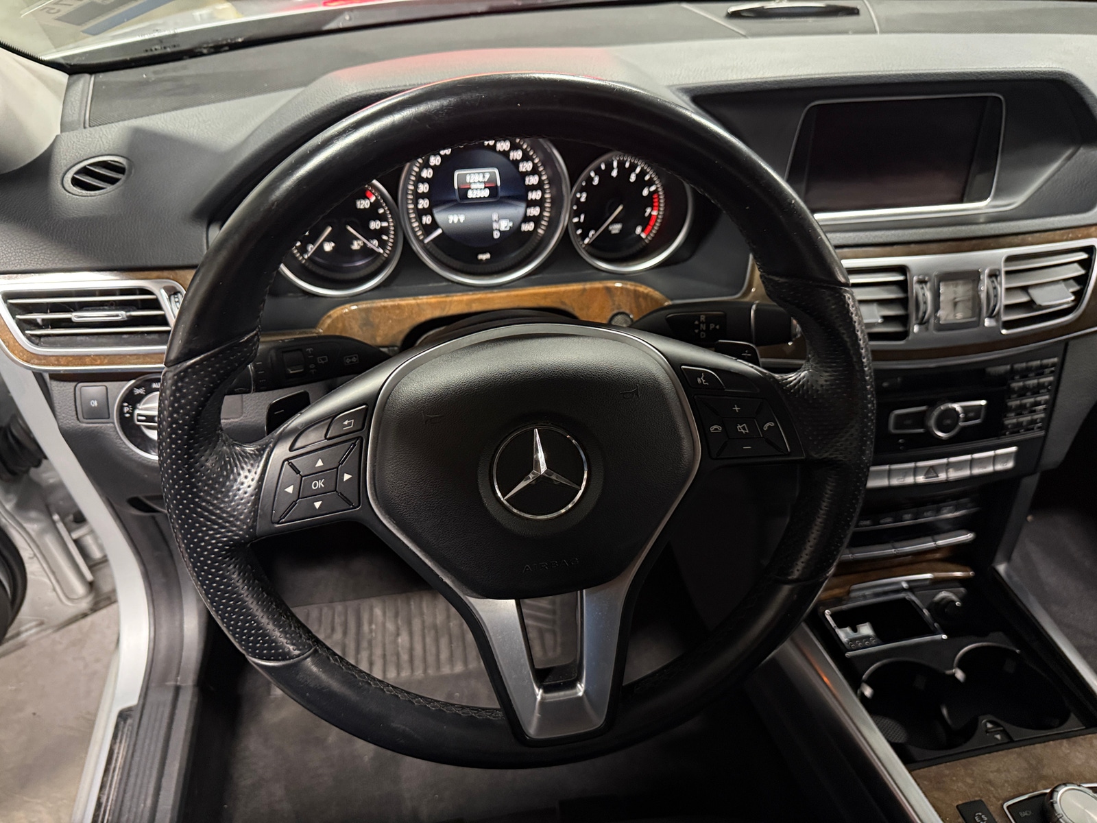 Thumbnail: 2014 Mercedes-Benz E-Class - 4