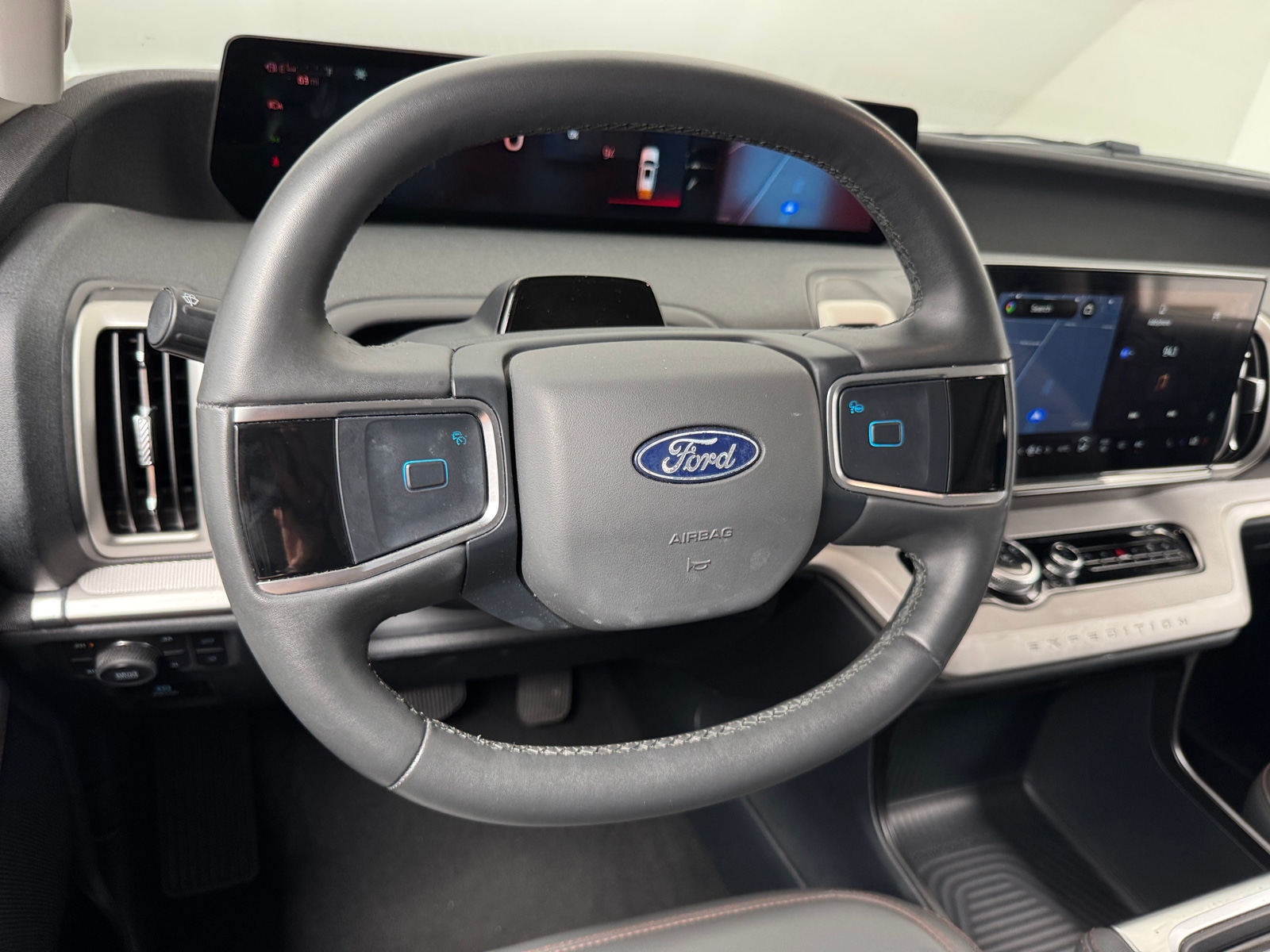 Thumbnail: 2025 Ford Expedition MAX - 4