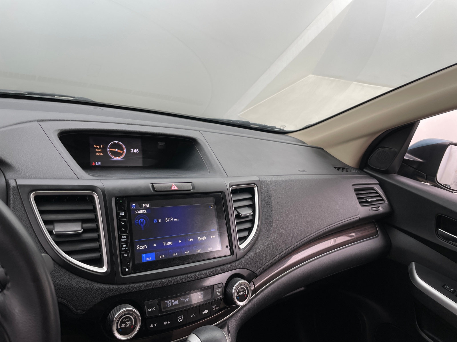 Thumbnail: 2016 Honda CR-V - 3