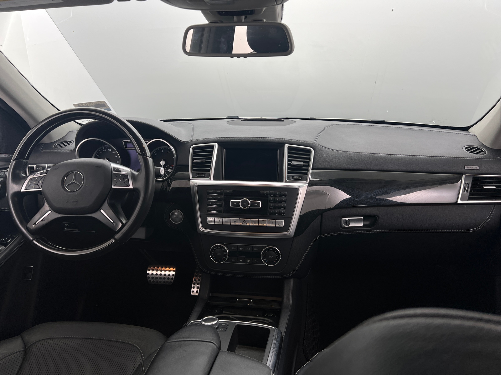 Thumbnail: 2015 Mercedes-Benz M-Class - 2