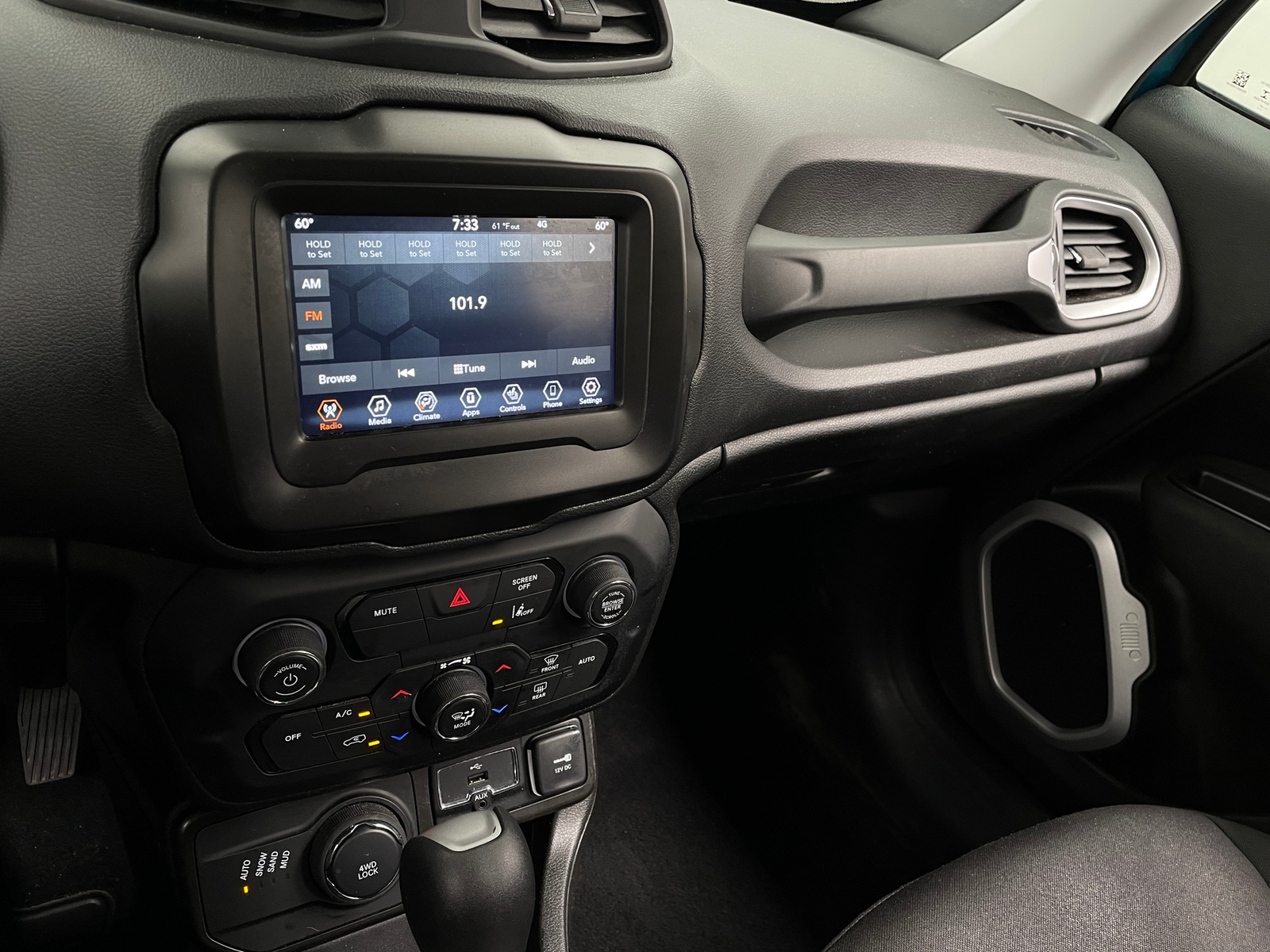 Thumbnail: 2021 Jeep Renegade - 4