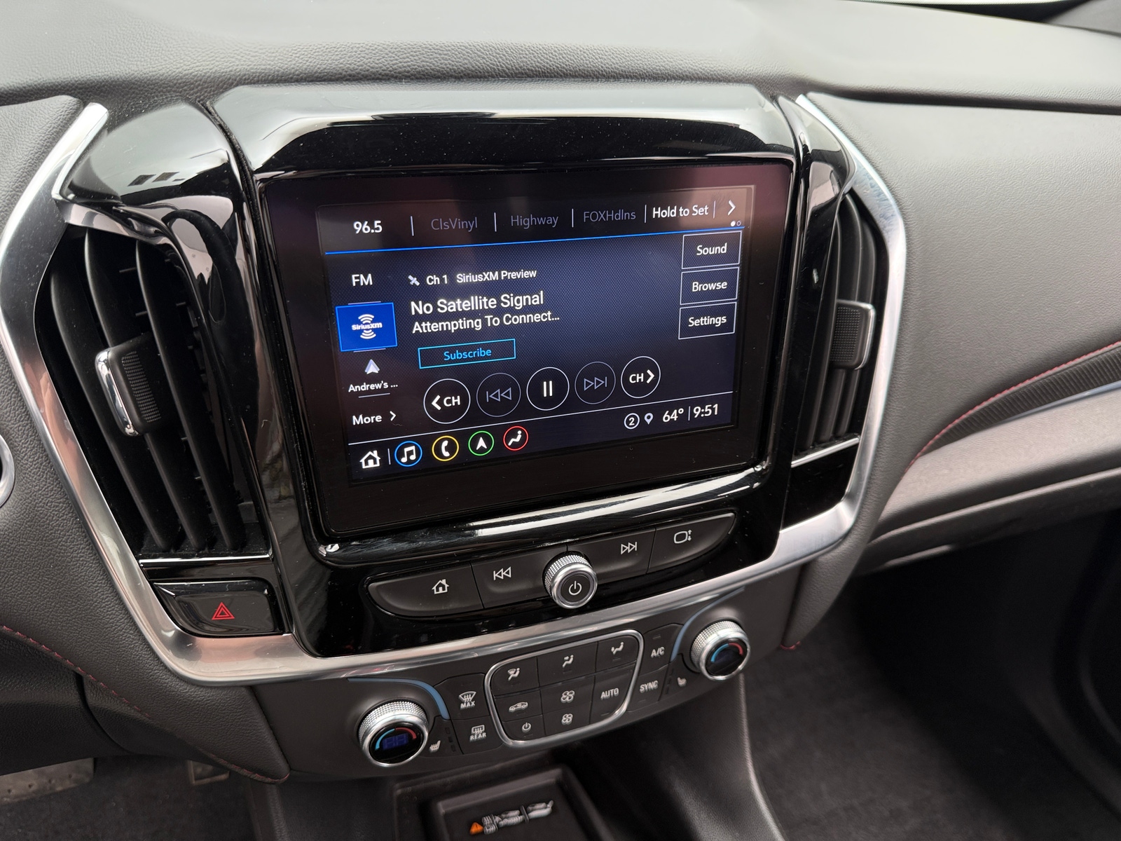 Thumbnail: 2023 Chevrolet Traverse - 3