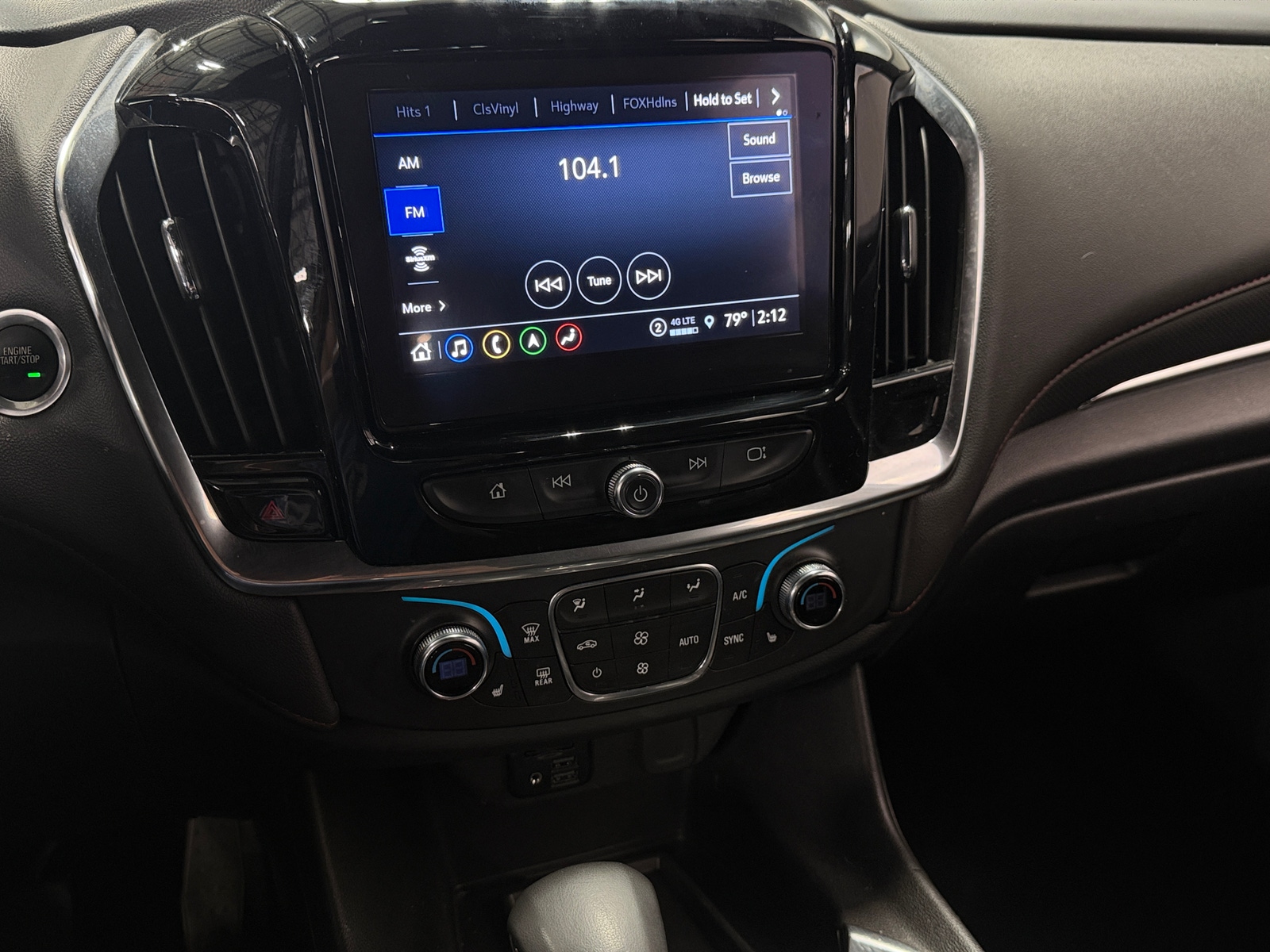 Thumbnail: 2023 Chevrolet Traverse - 3