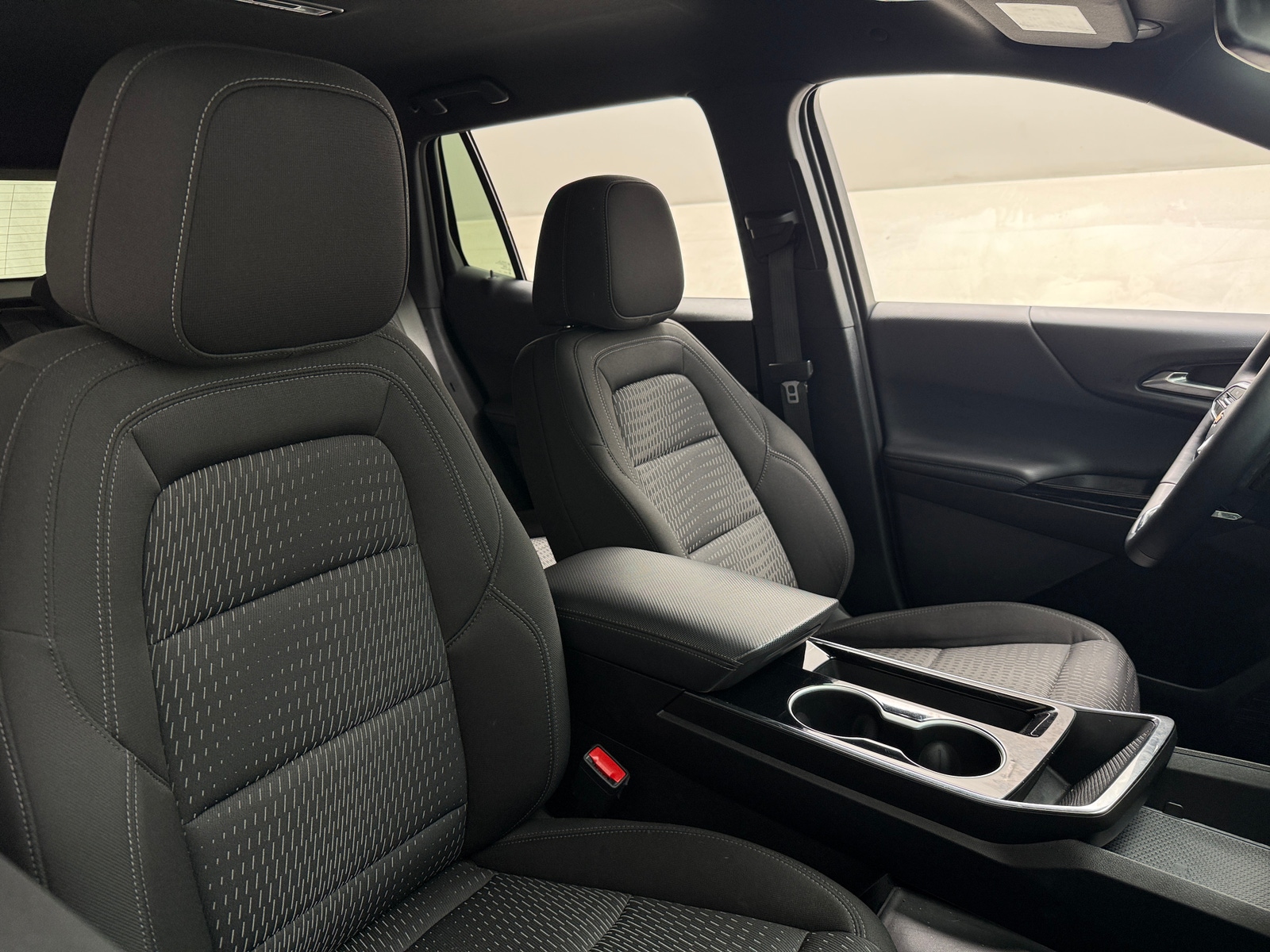 Thumbnail: 2025 Chevrolet Equinox - 2