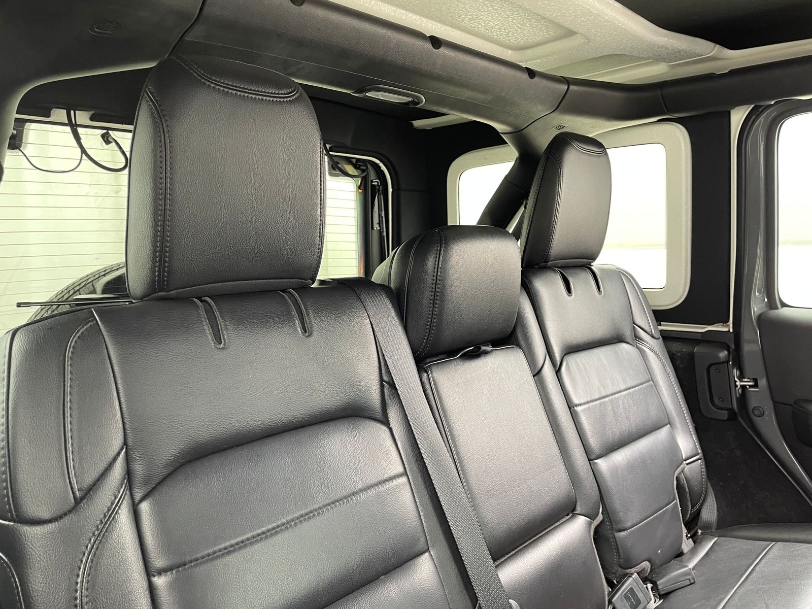 Thumbnail: 2020 Jeep Wrangler - 5