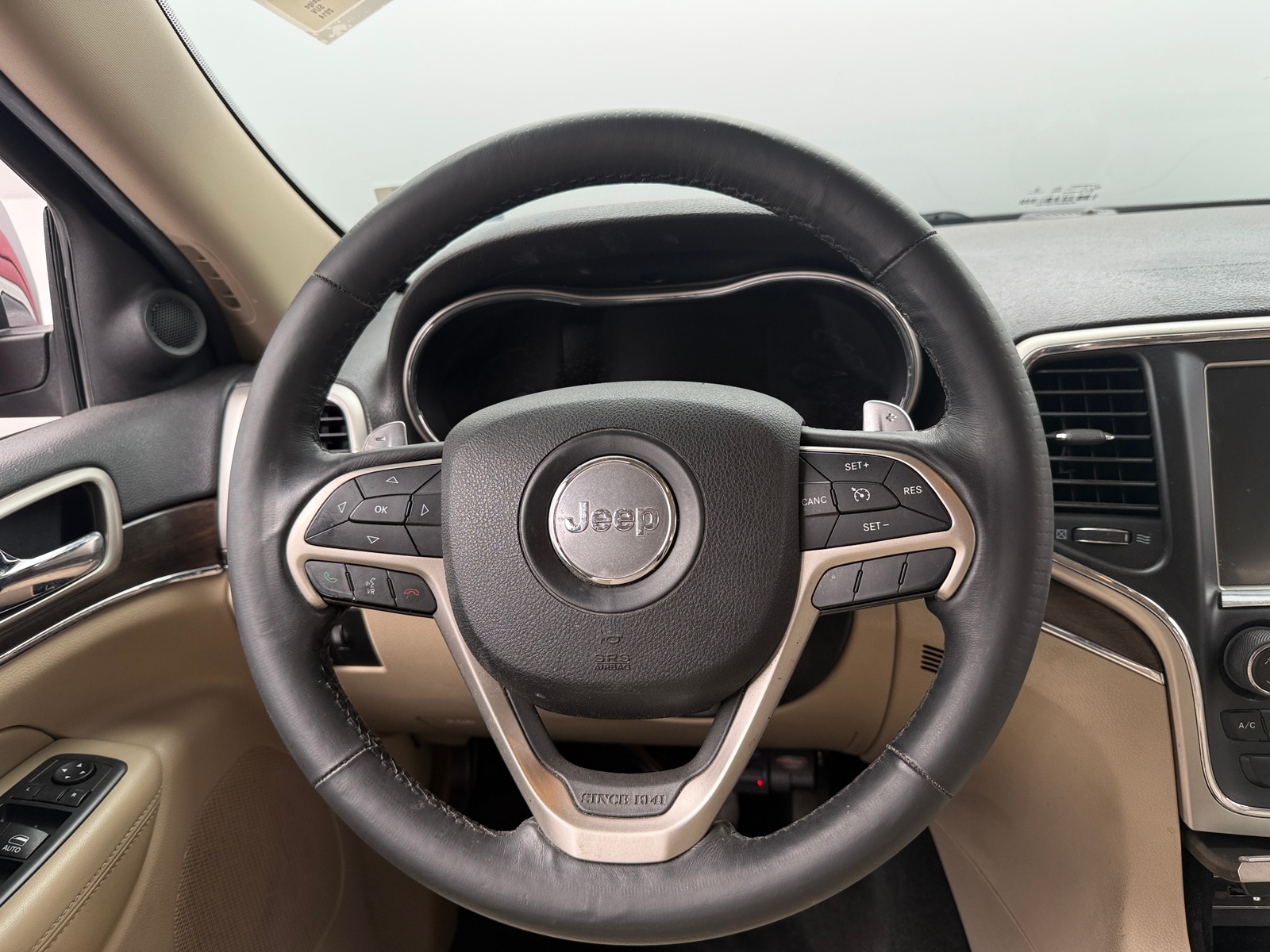 Thumbnail: 2014 Jeep Grand Cherokee - 4
