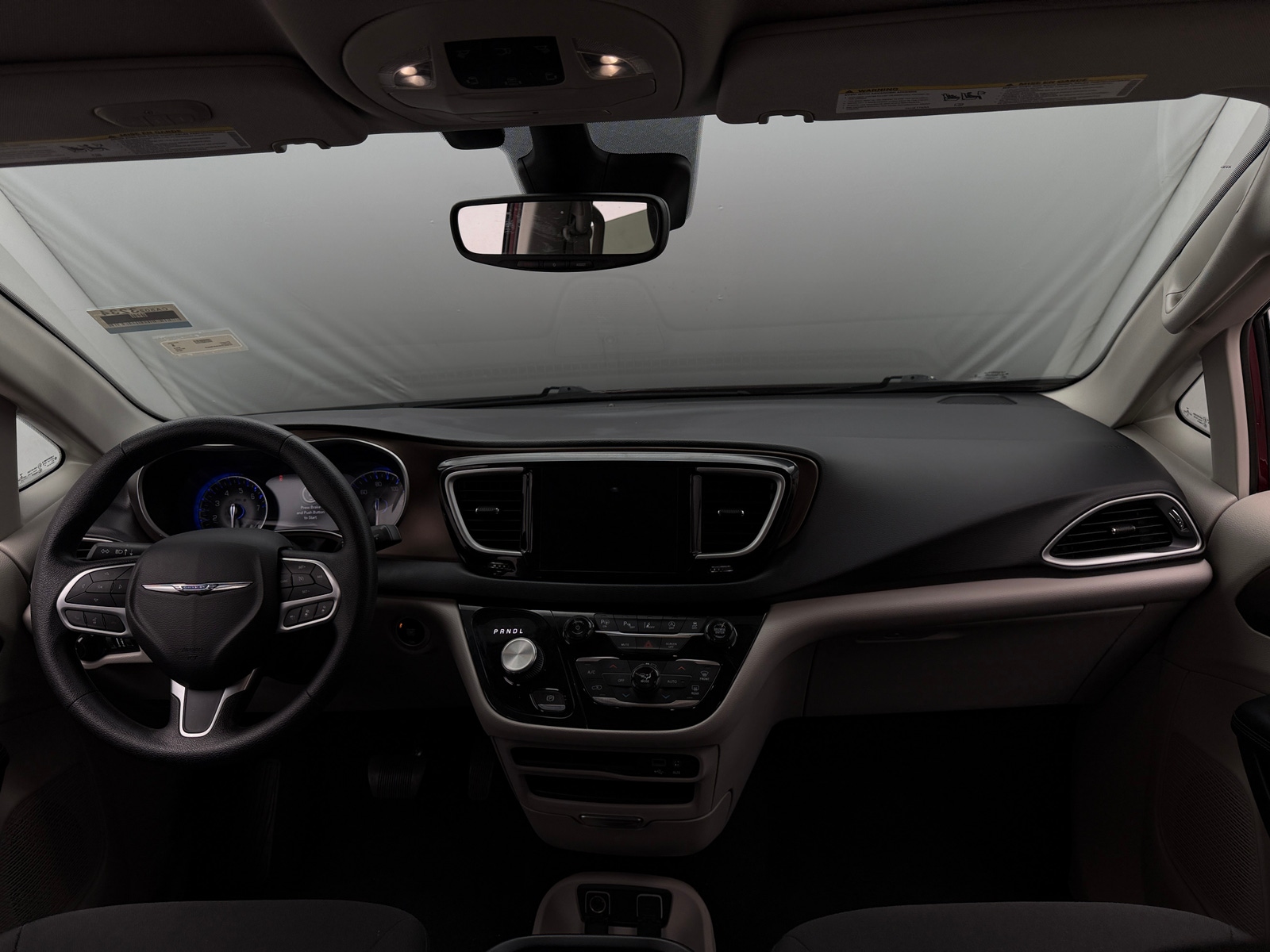Thumbnail: 2019 Chrysler Pacifica - 3