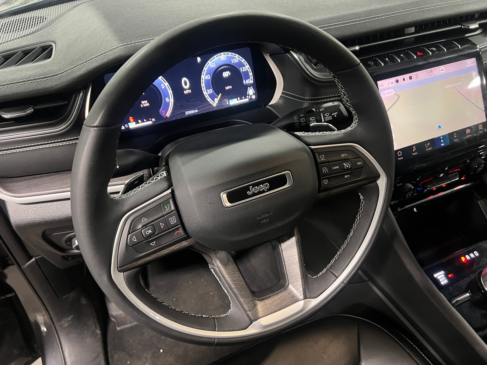 Thumbnail: 2023 Jeep Grand Cherokee - 4