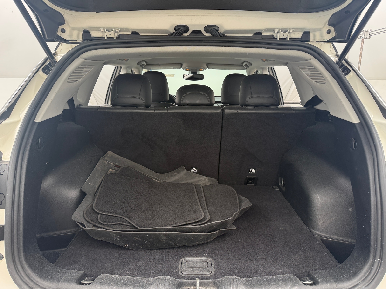 Thumbnail: 2020 Jeep Compass - 6