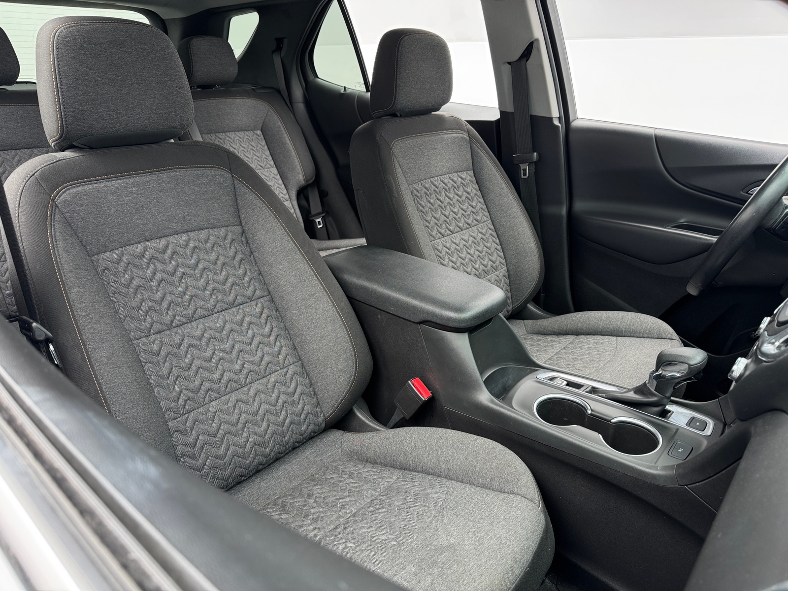 Thumbnail: 2022 Chevrolet Equinox - 2