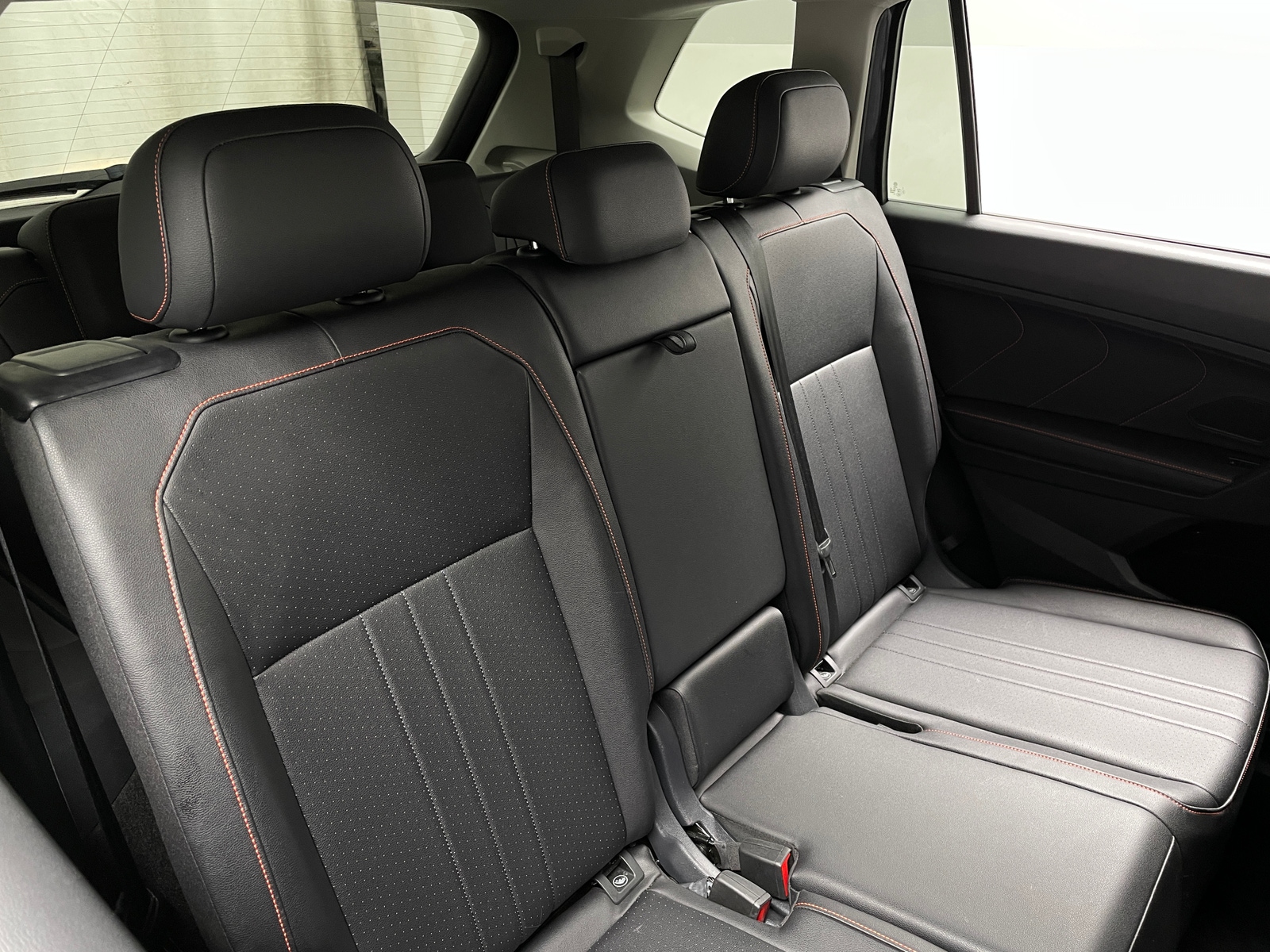 Thumbnail: 2024 Volkswagen Tiguan - 5