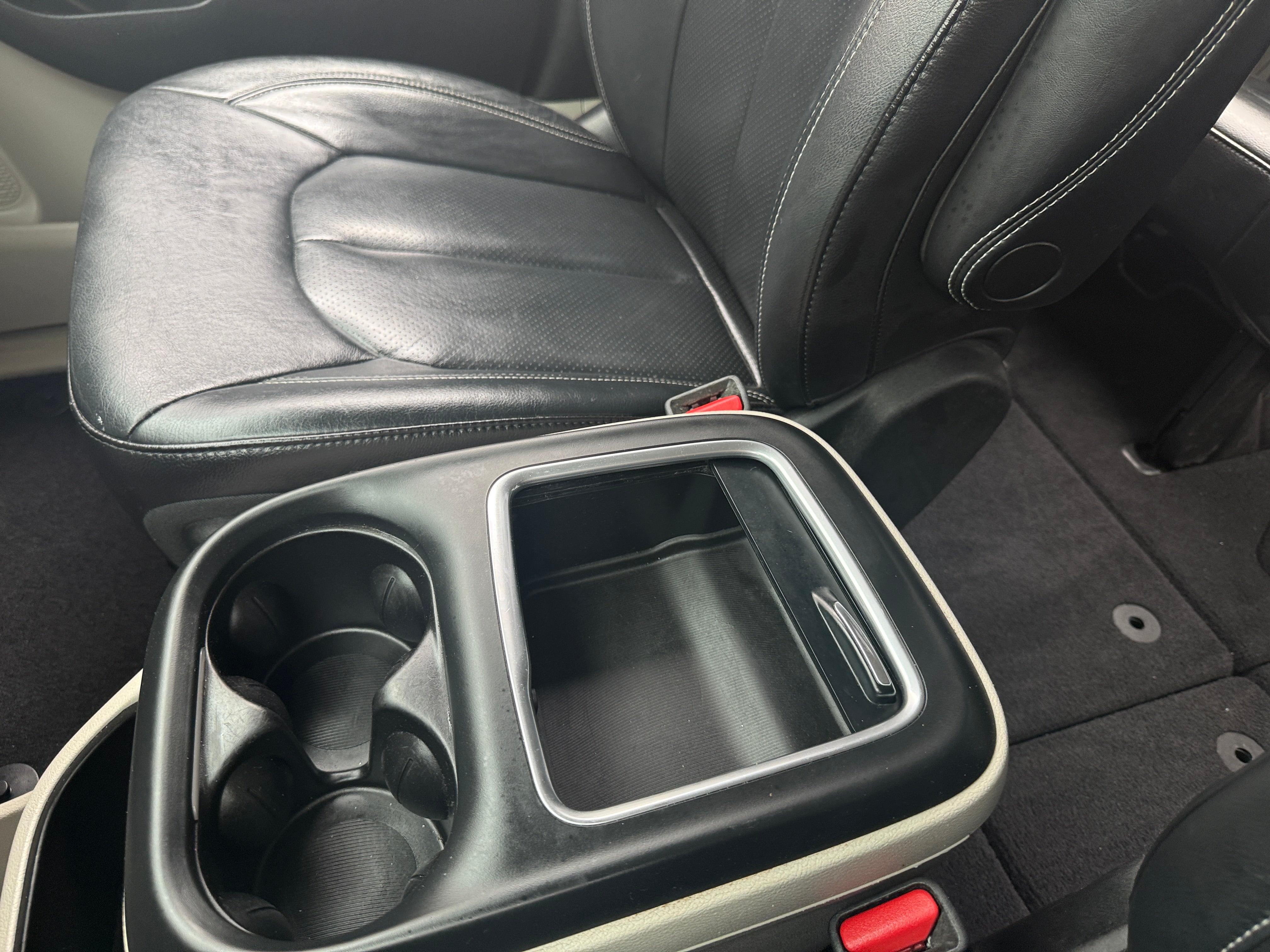 2022 Chrysler Pacifica Touring L - Photo 20