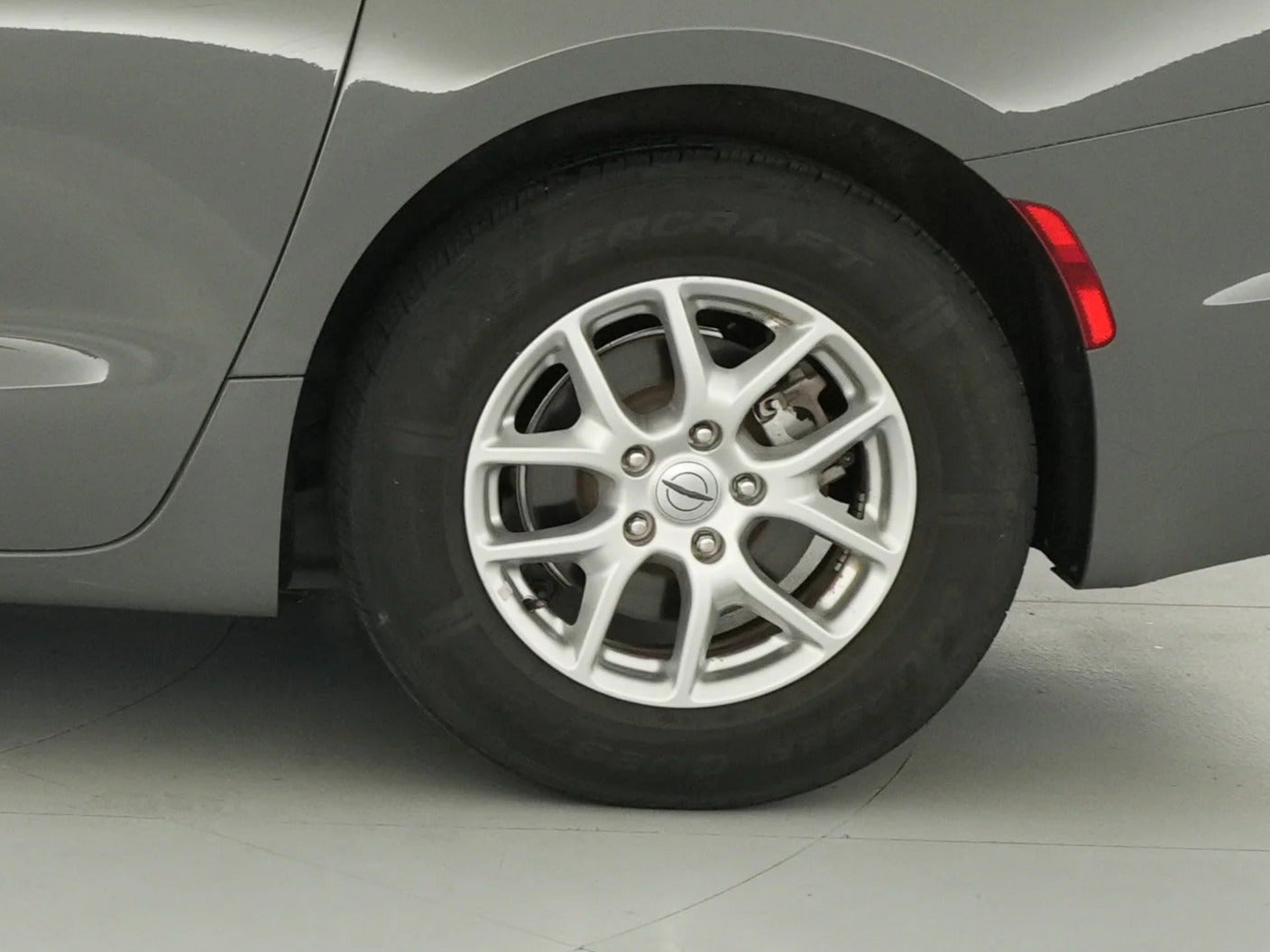 2022 Chrysler Pacifica Touring L - Photo 21