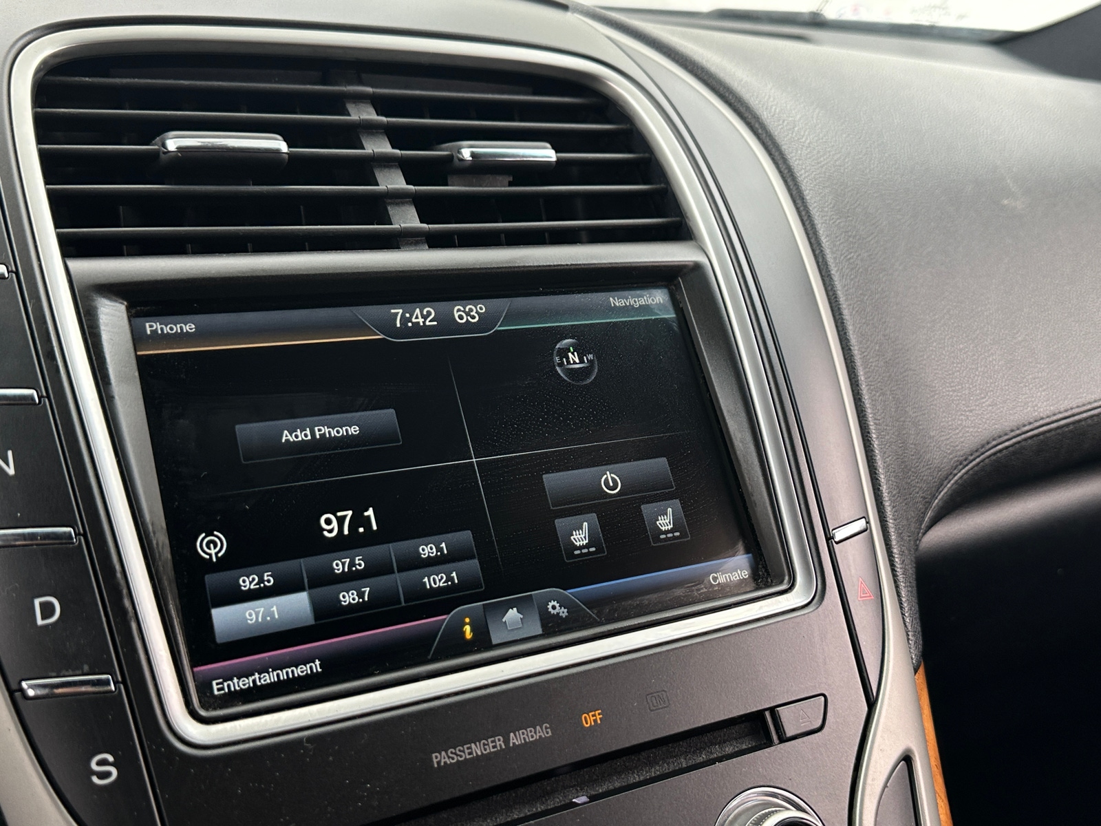 Thumbnail: 2016 Lincoln MKX - 3