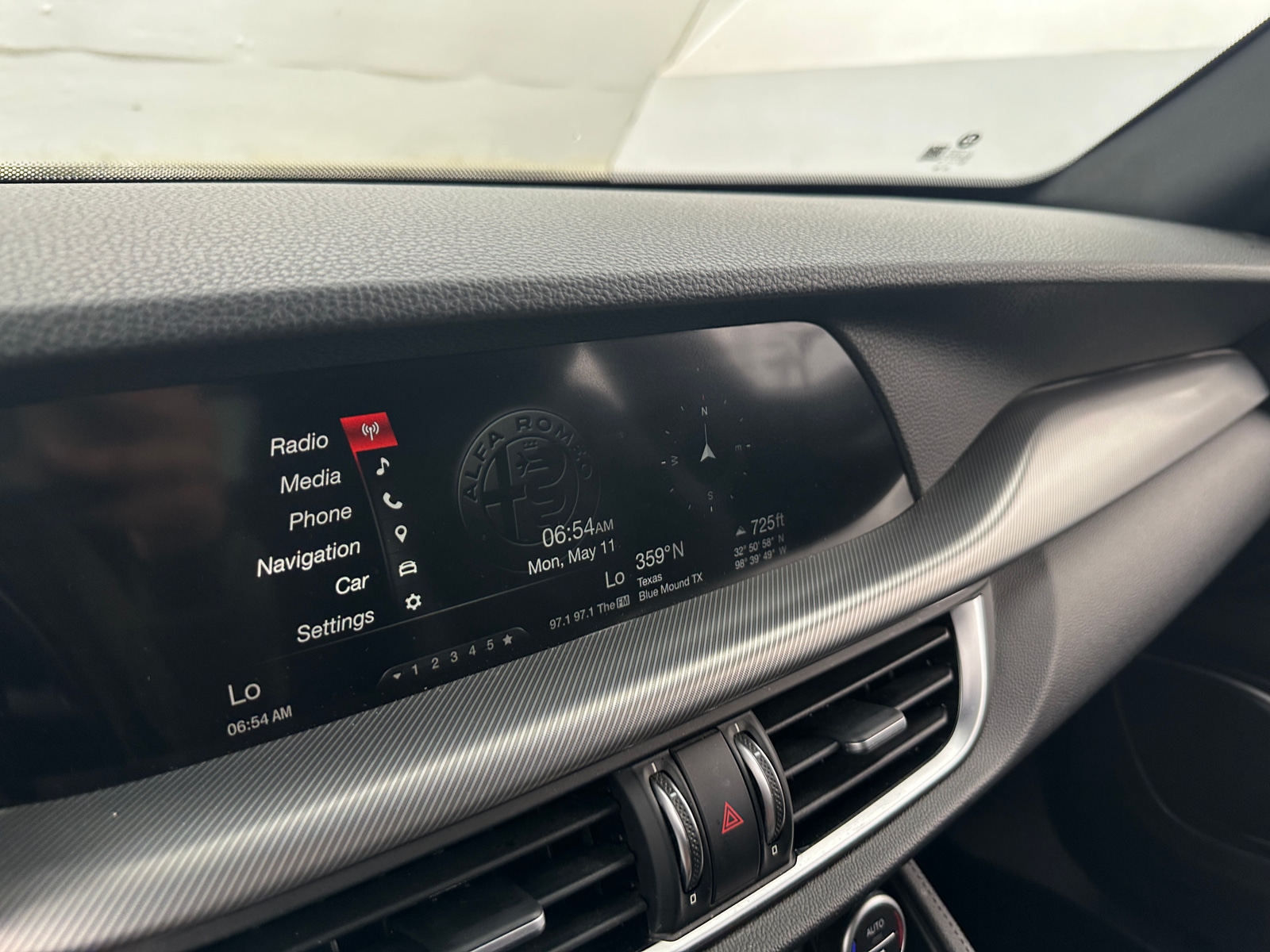 Thumbnail: 2019 Alfa Romeo Stelvio - 3