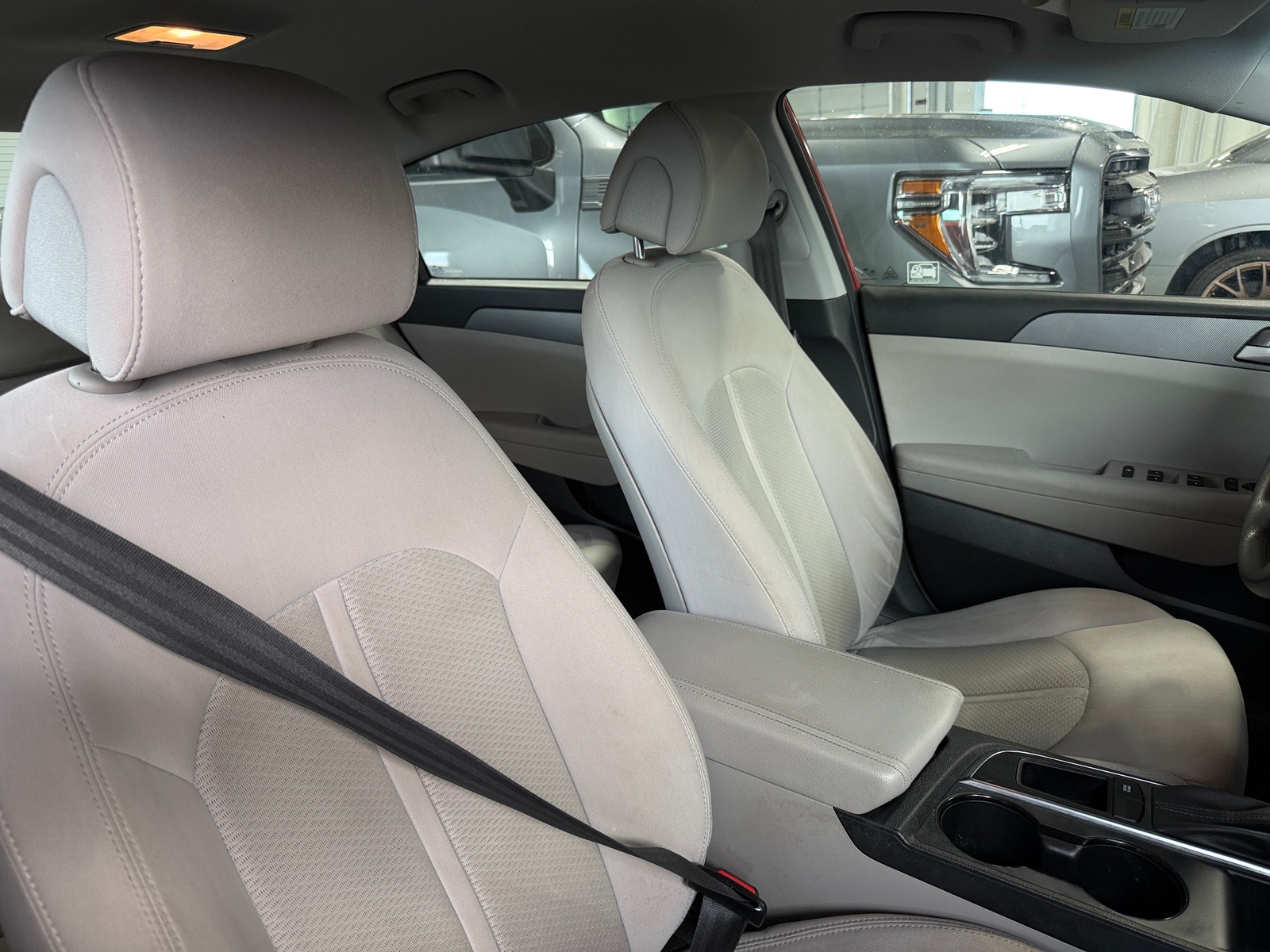 Thumbnail: 2017 Hyundai Sonata - 2