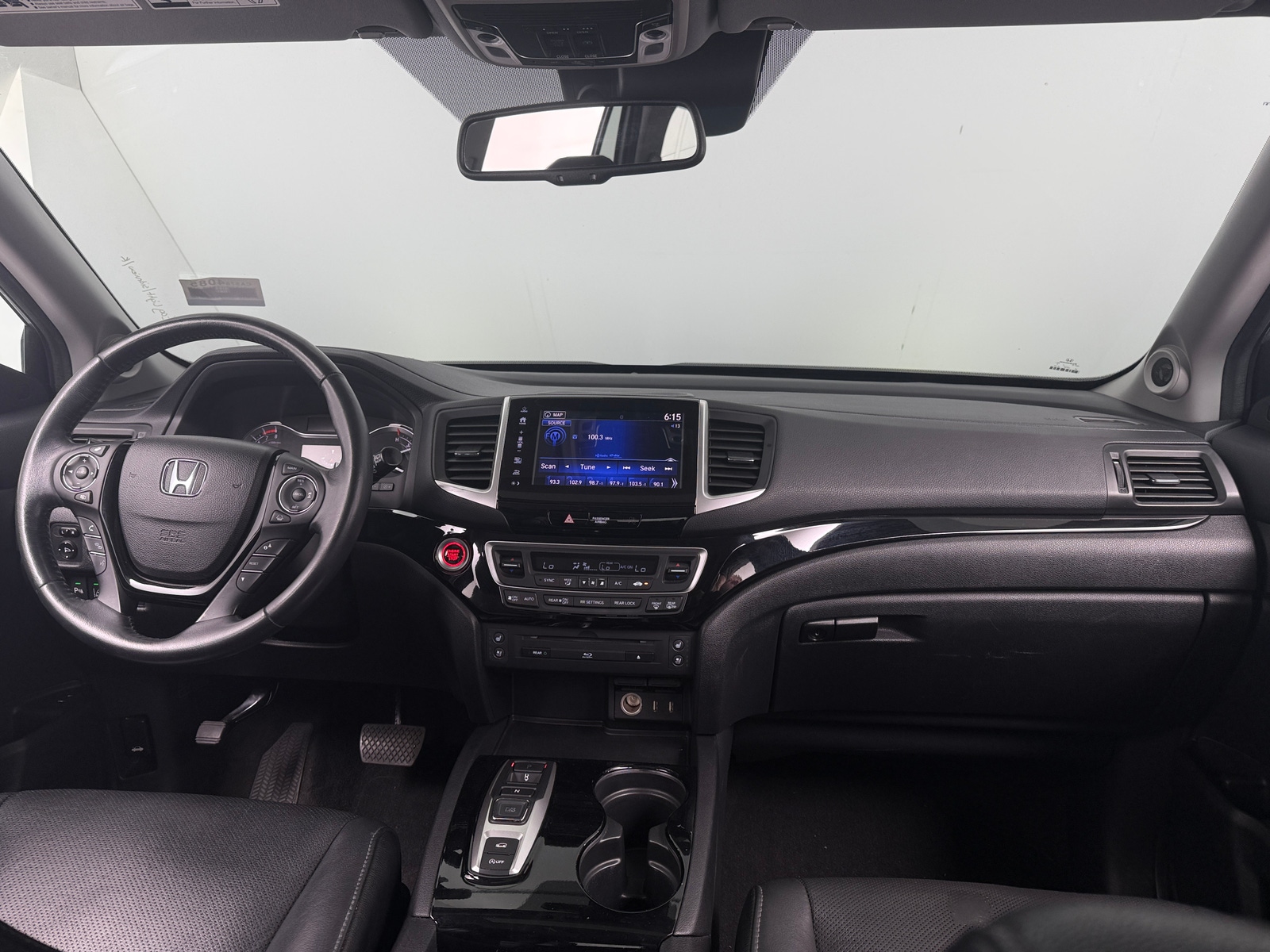 Thumbnail: 2017 Honda Pilot - 2