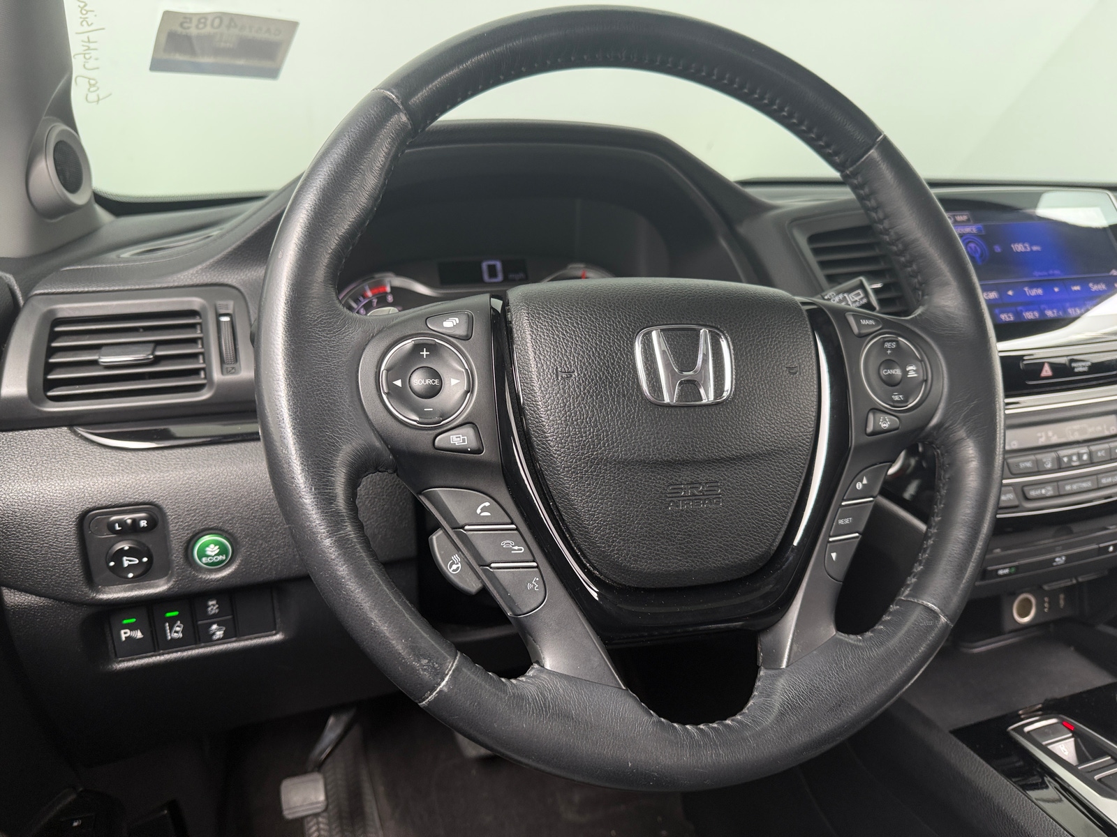 Thumbnail: 2017 Honda Pilot - 4