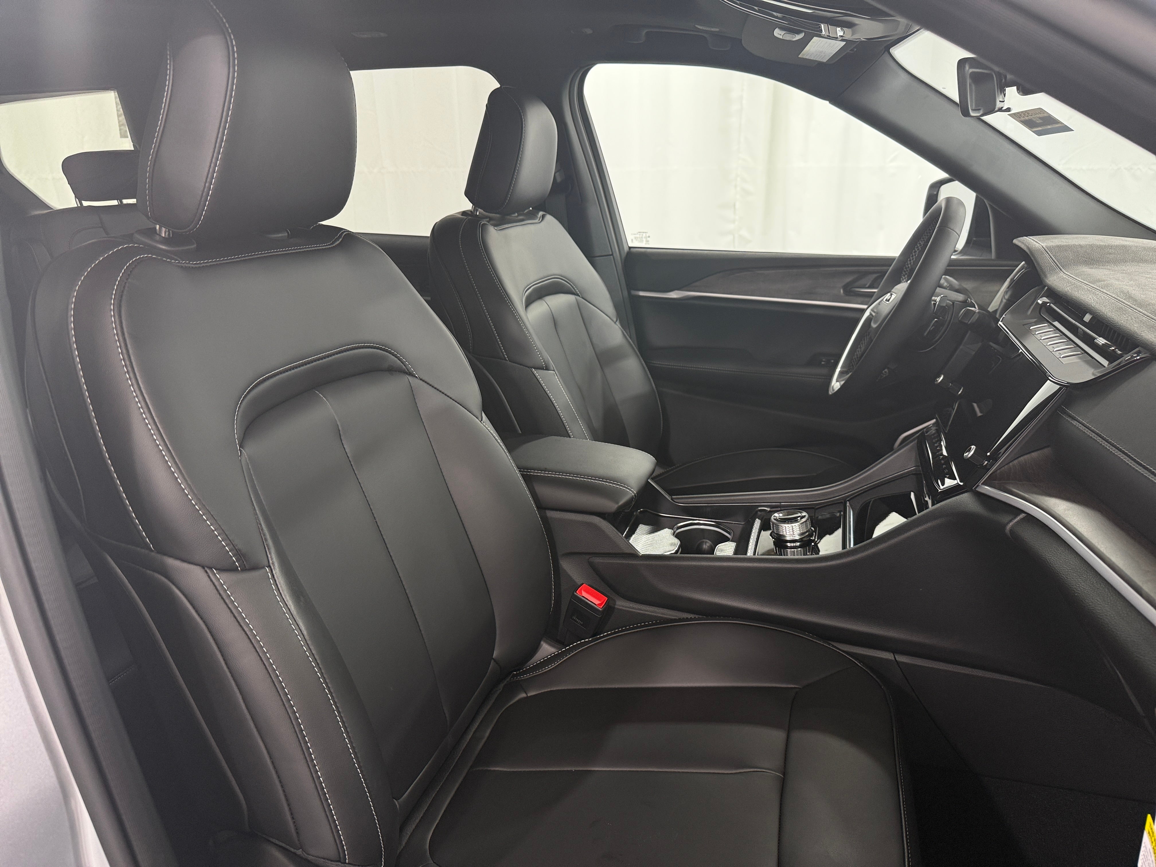 2026 Jeep Grand Cherokee L Limited - Photo 4