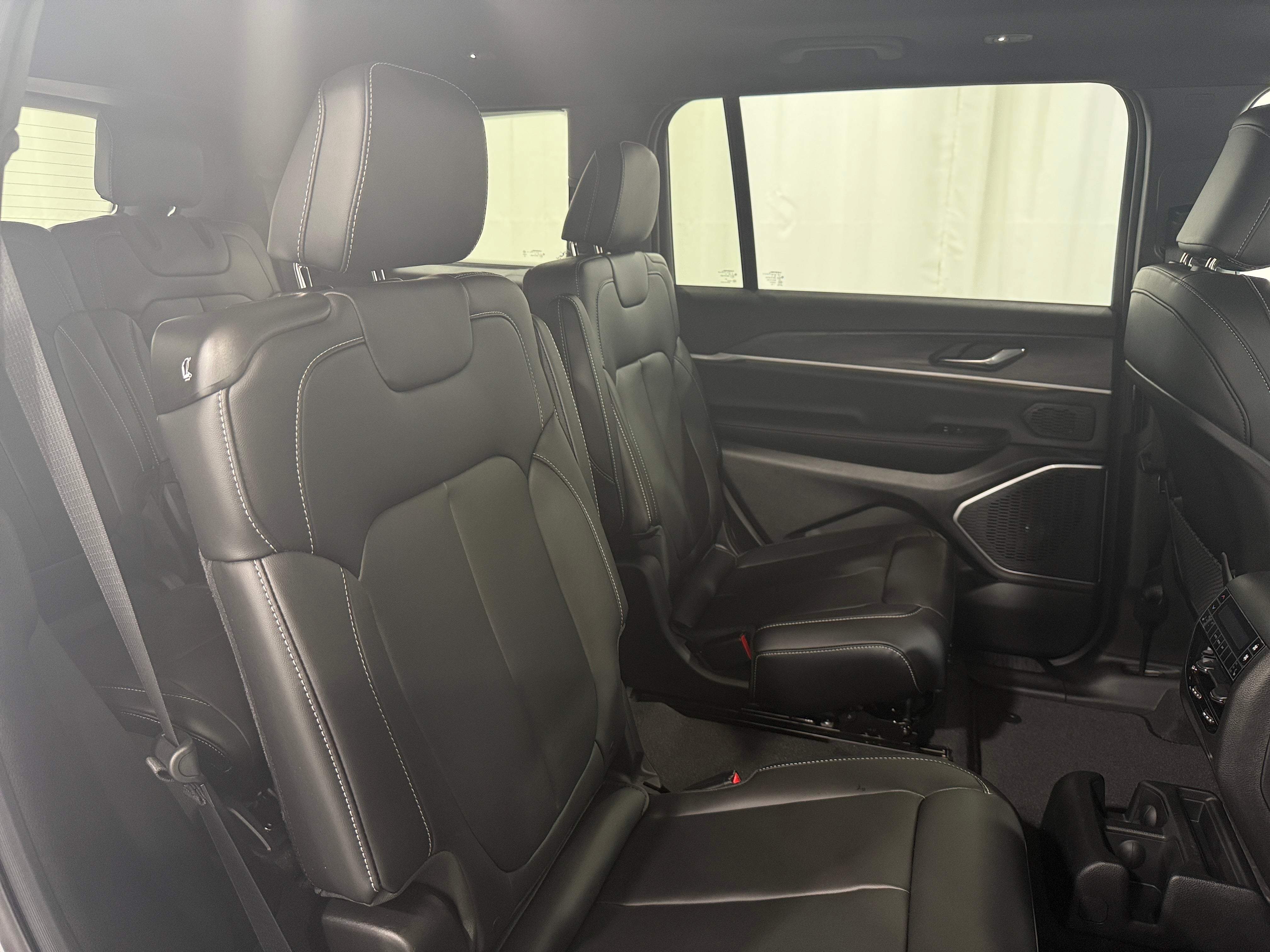2026 Jeep Grand Cherokee L Limited - Photo 5