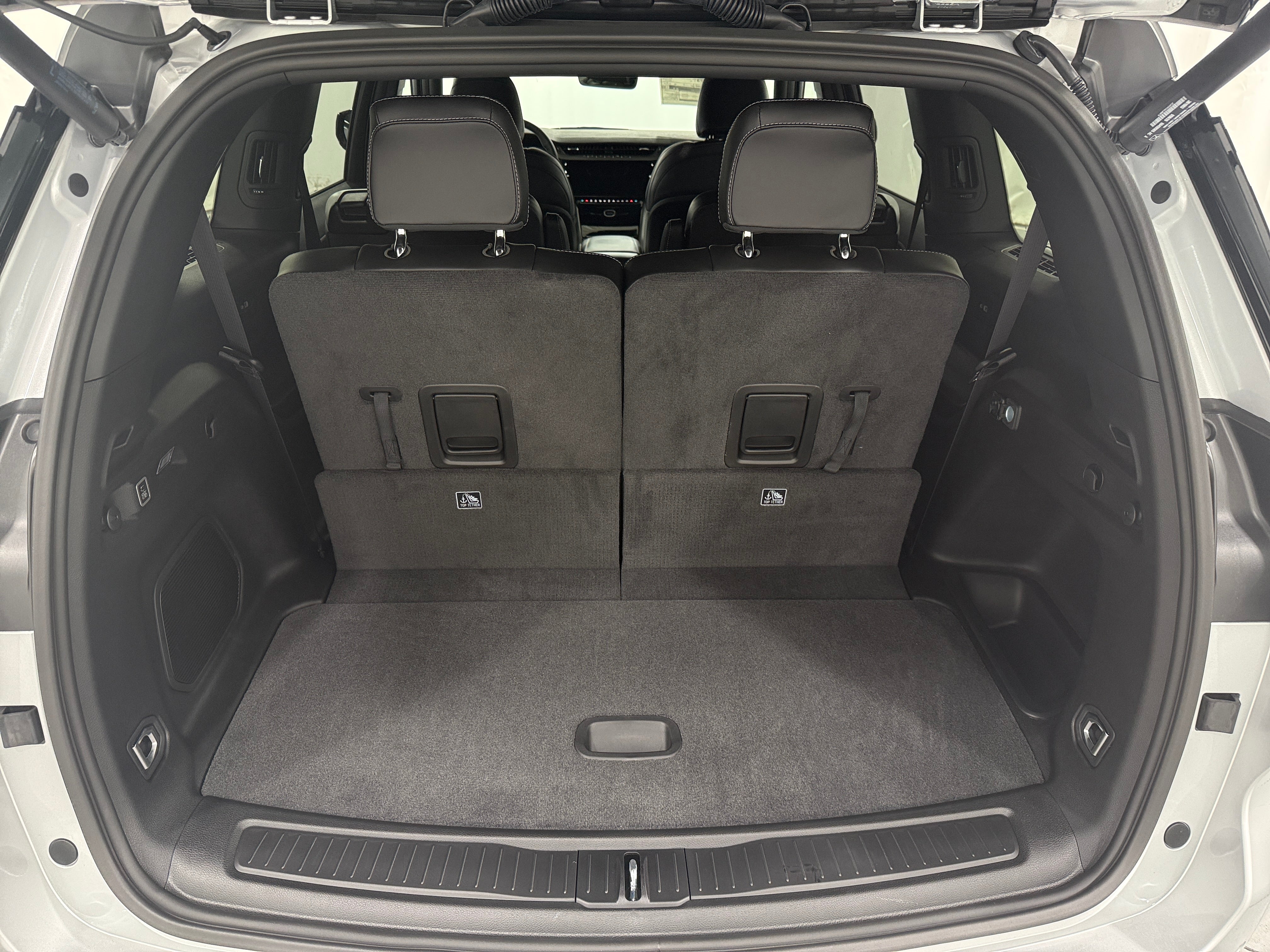 2026 Jeep Grand Cherokee L Limited - Photo 2